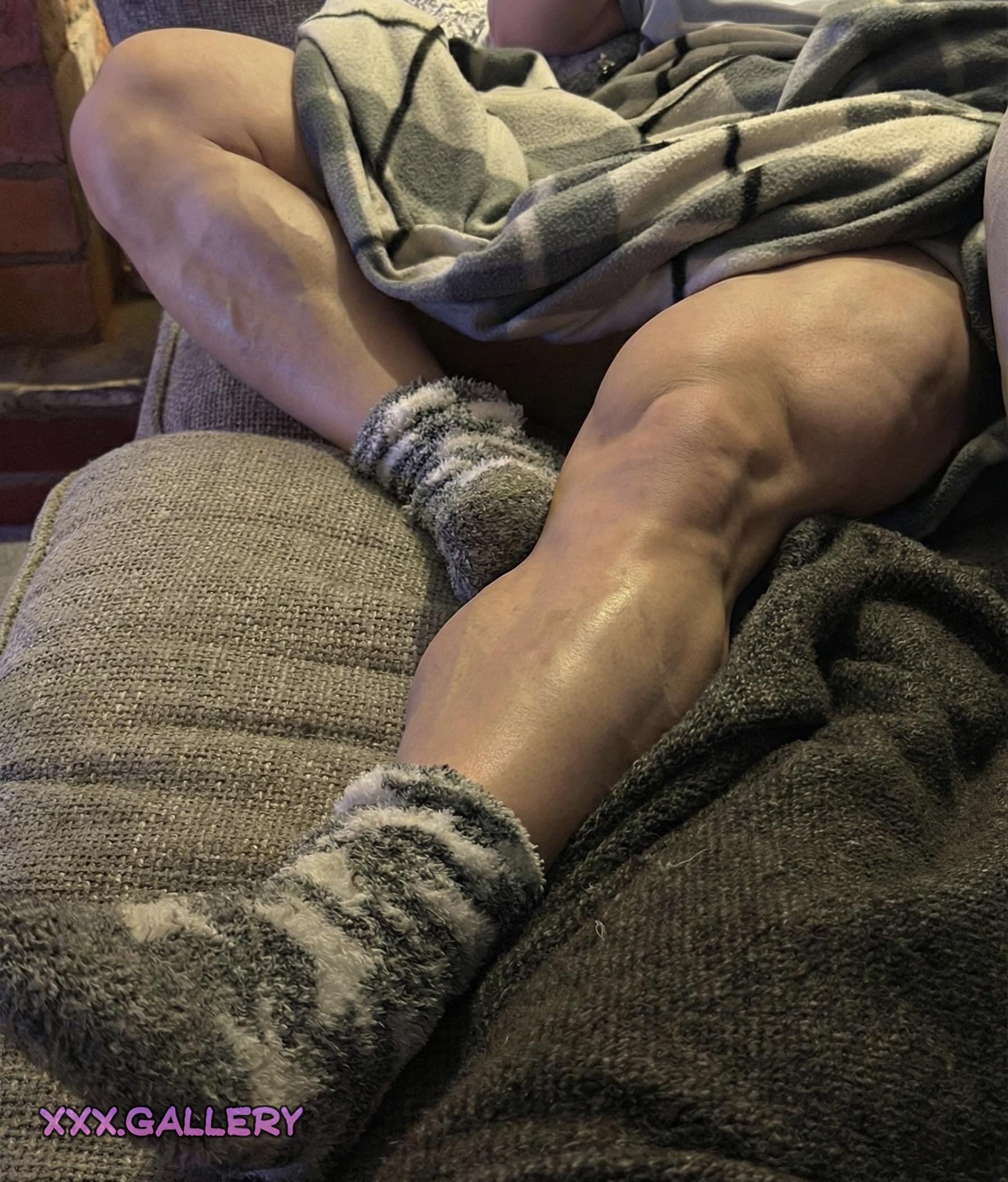 Unwinding in Size: A Peek at Their Relaxed Muscles 🤫🥵