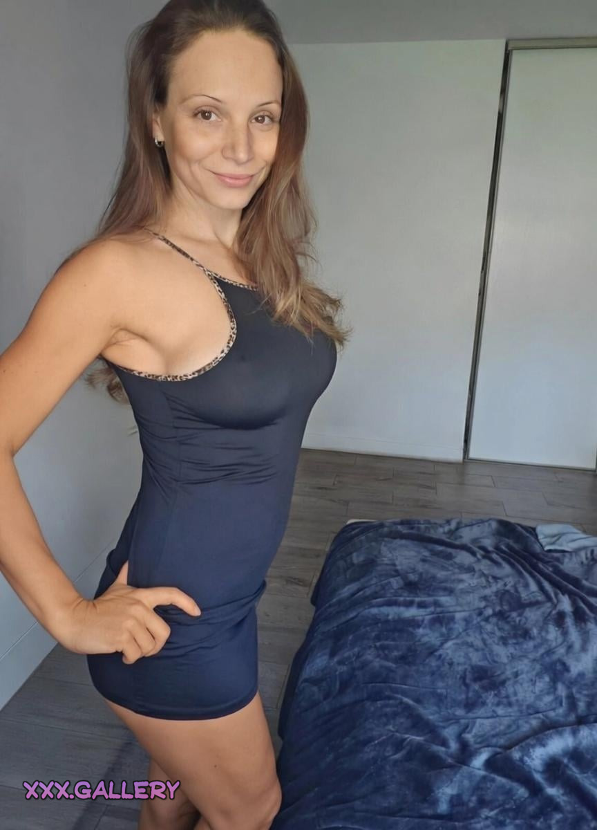 One Last Thing 💋 Before I Leave You, Brunettes…