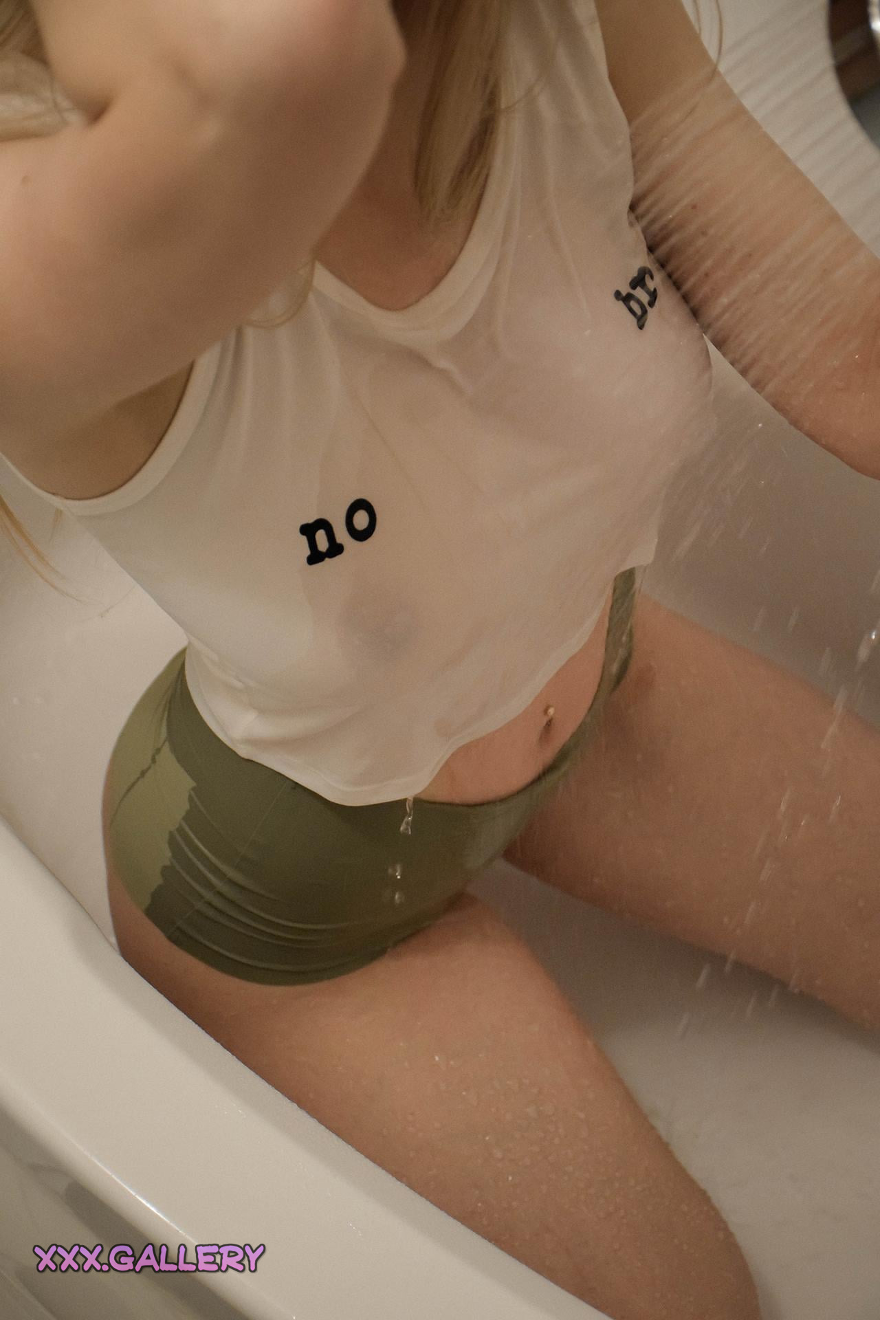 Clothes Come Off: Unleash Your Inner Goddess 👩🏻‍💃️💦