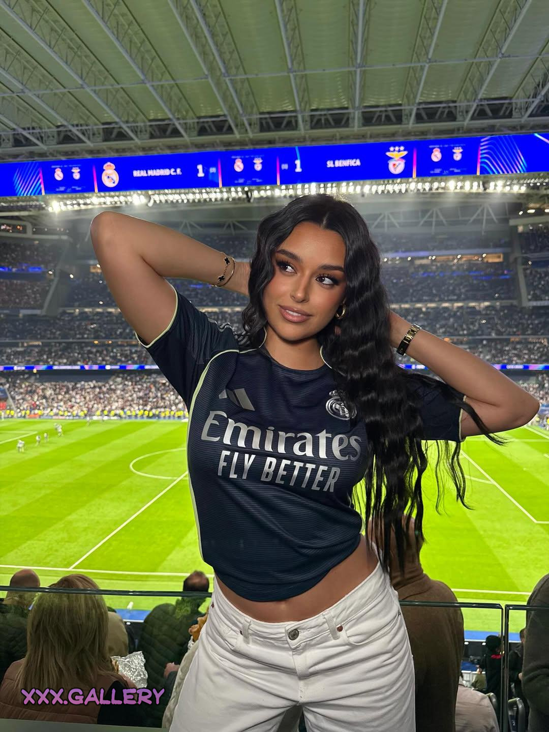 Mesmerizing Marta Diaz: A Latin Beauty With a Sensual Twist 🔥