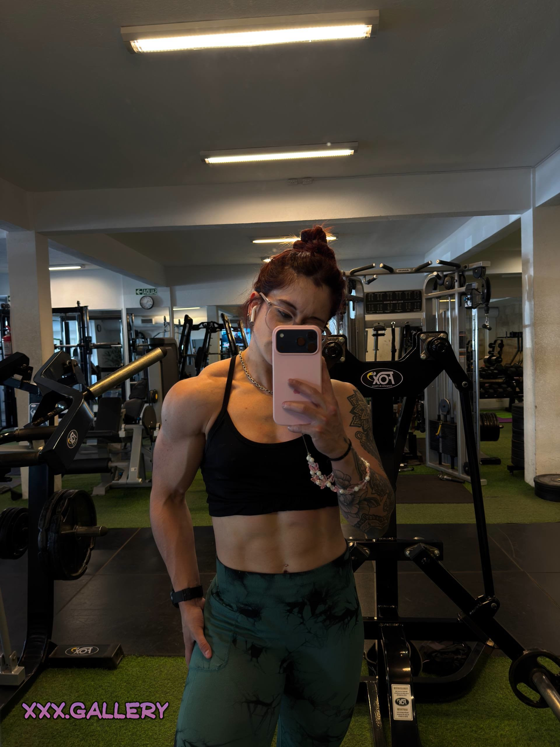 Mommy’s Transformation: Gym vs Home 🔥