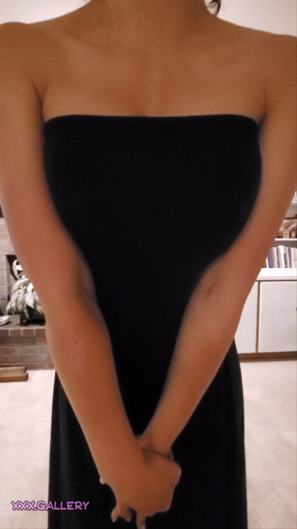 Discover the Enchanted Dress That Hides My Cleavage 🧙‍♀️