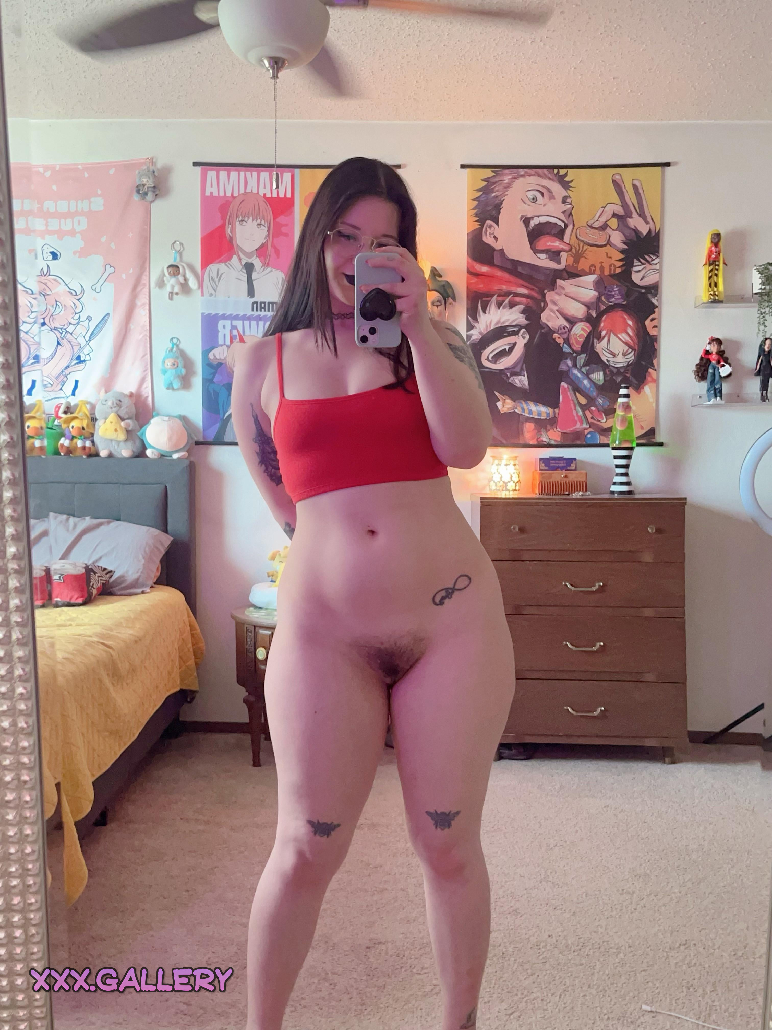 Adoring the Allure of Hairy LadyParts 🌲😘