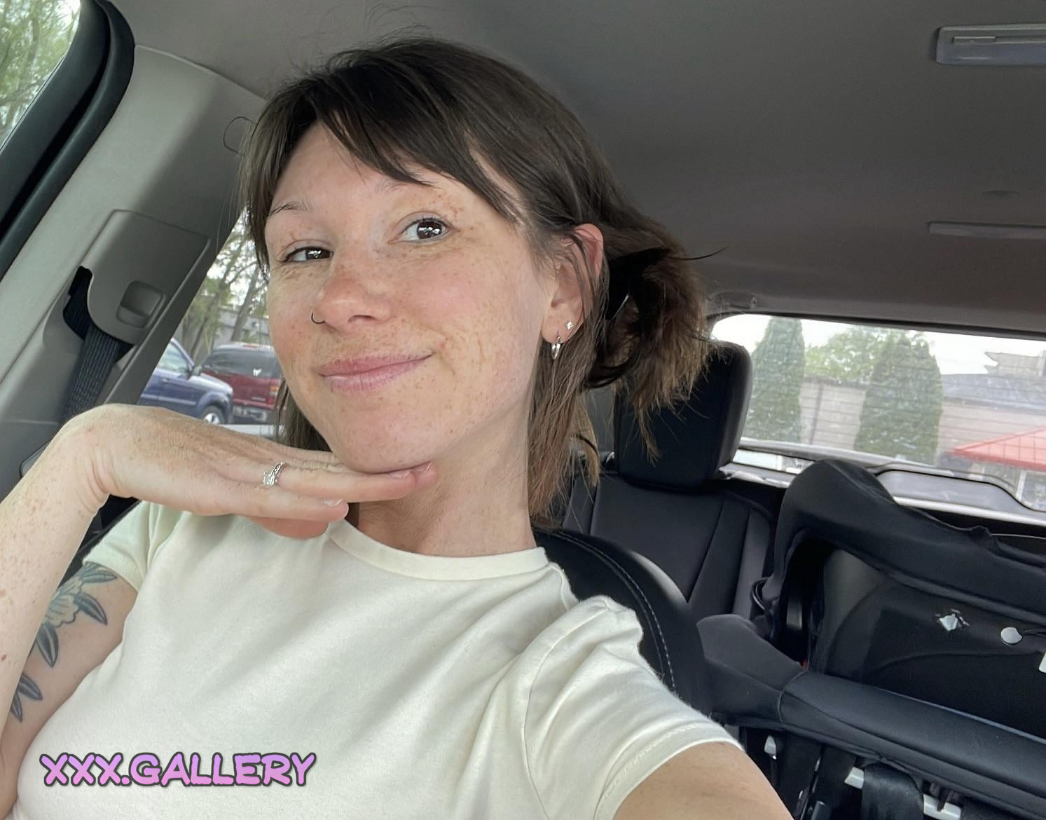 Feeling Sexy: How My Freckles Enhance My Allure 🌹