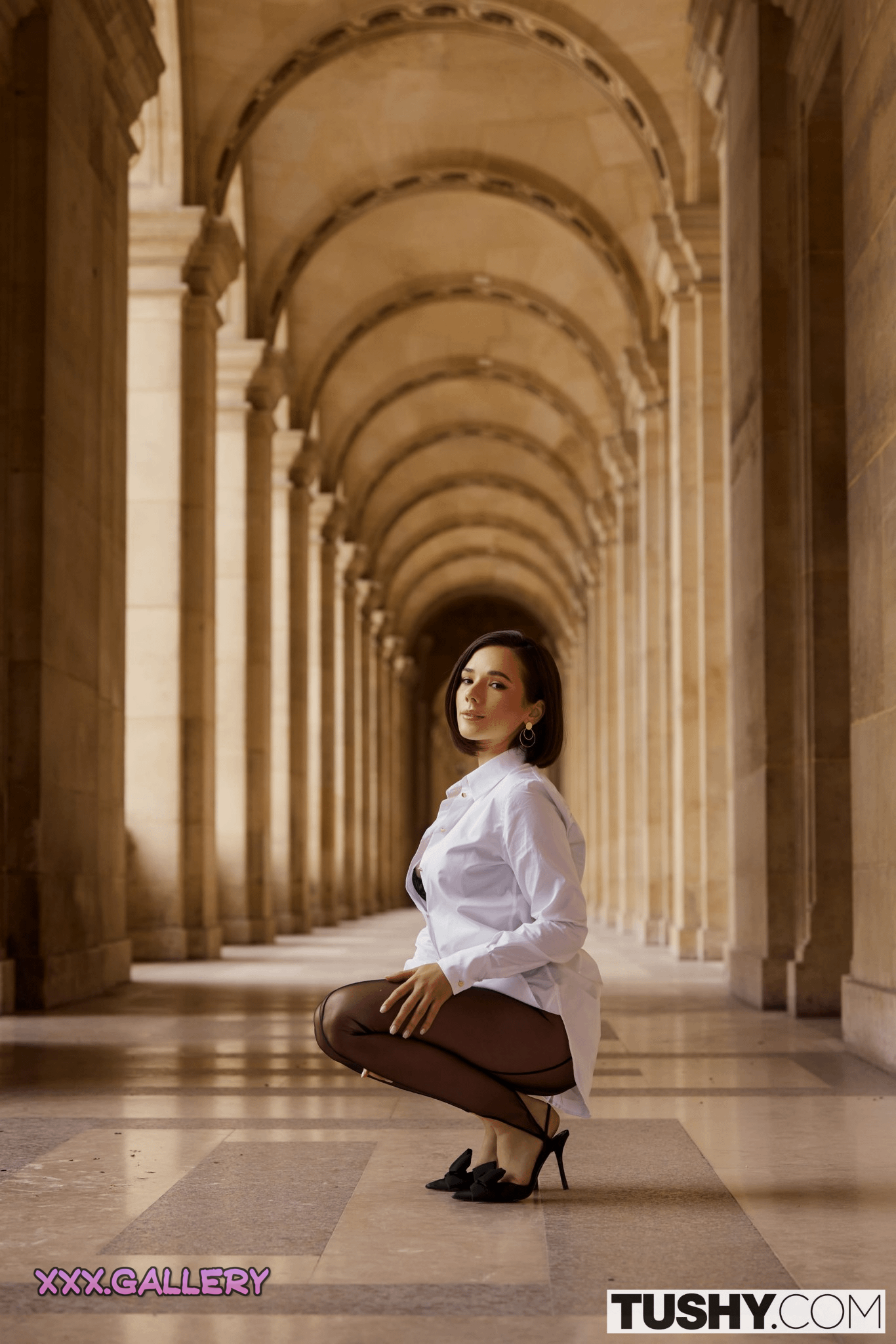 Savor the Sensuality of Eve Sweet 🍑