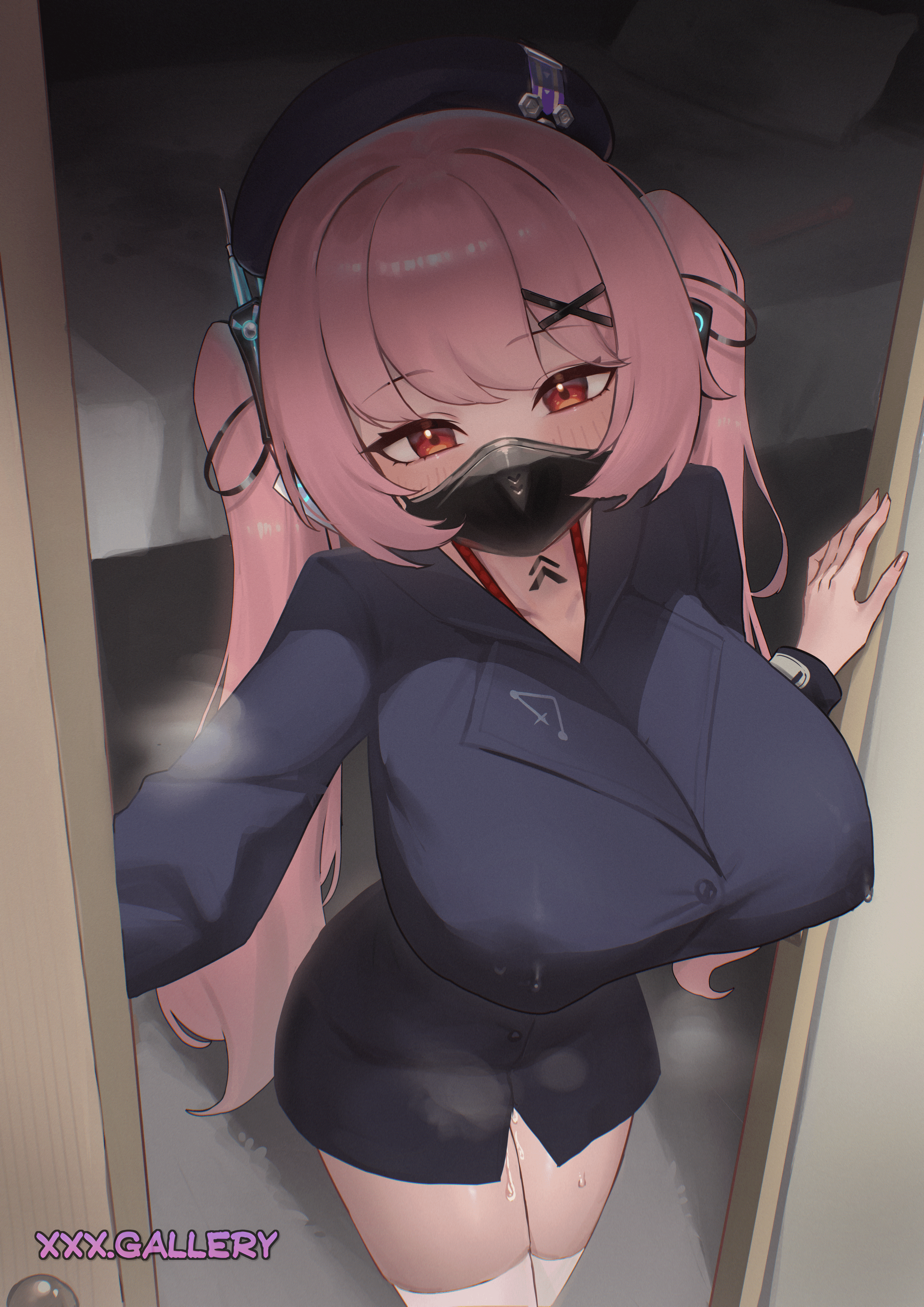 Her Discreet Charms: Serving Strangers vs Her Master 🔓👥 vs 🏚️👩‍👨