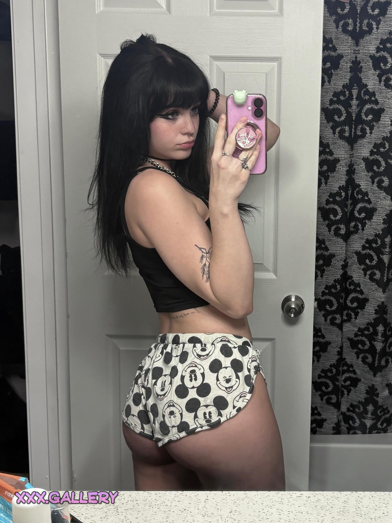 Is My Dark, Sexy Body Irresistible? 🌙💋