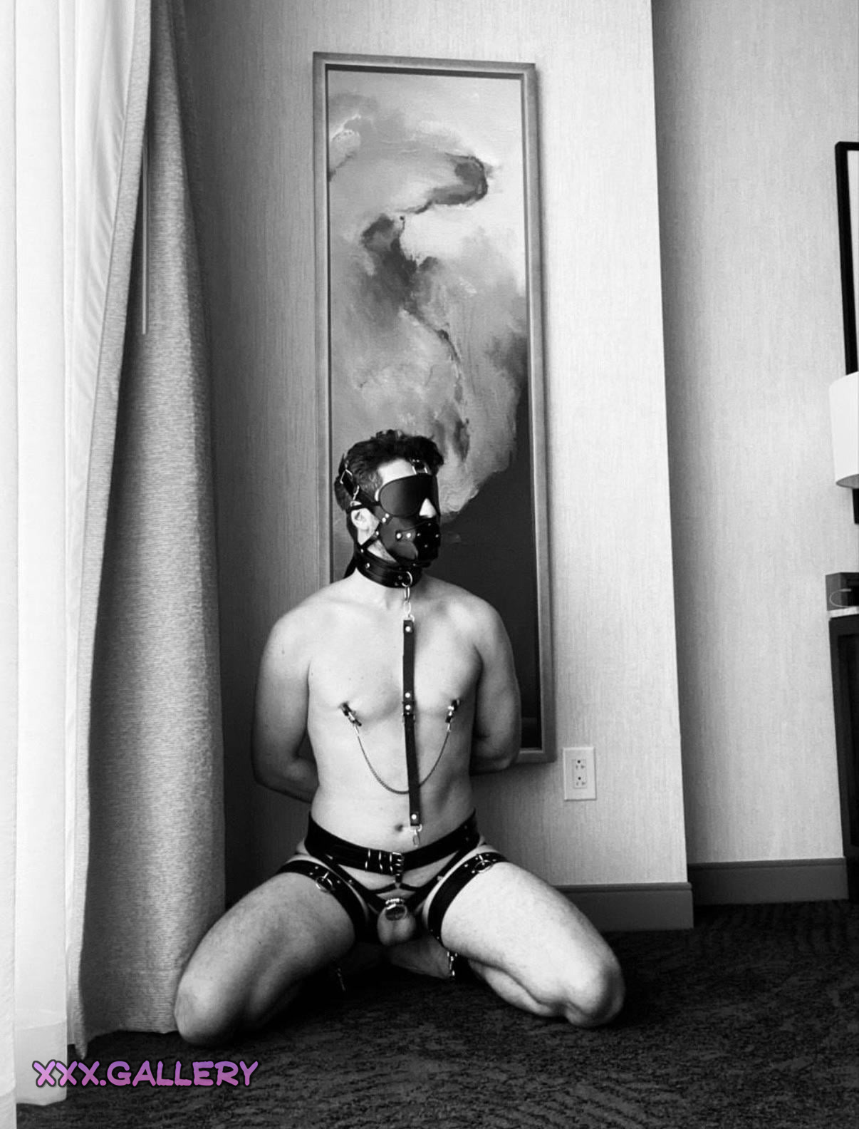 Mastering His Boy Toy 🔓👦