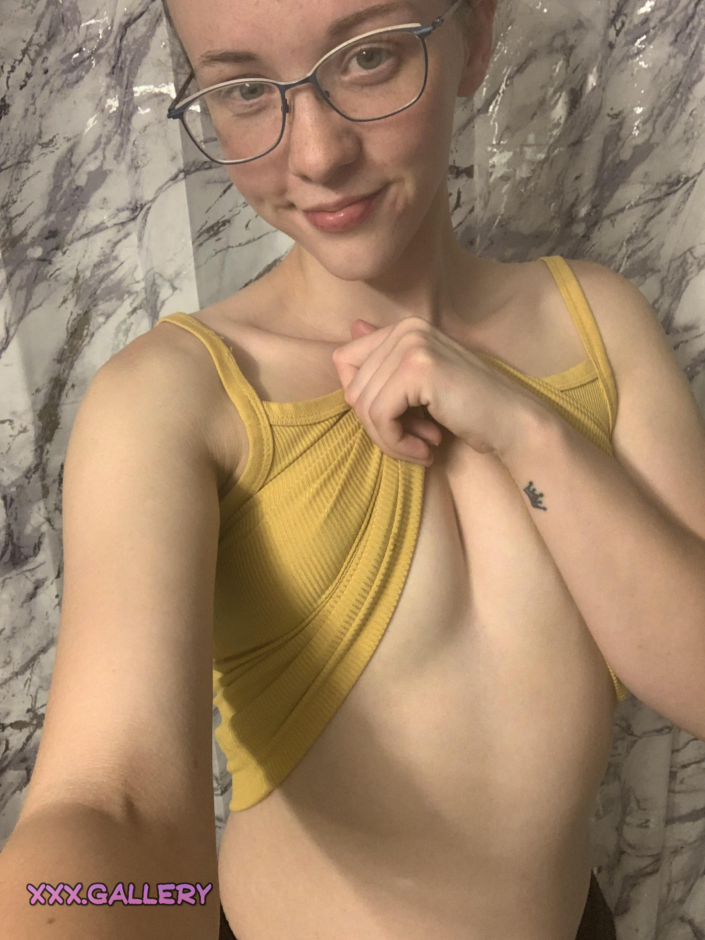 Freckled Vixen Heats Up the Dark: 🔥