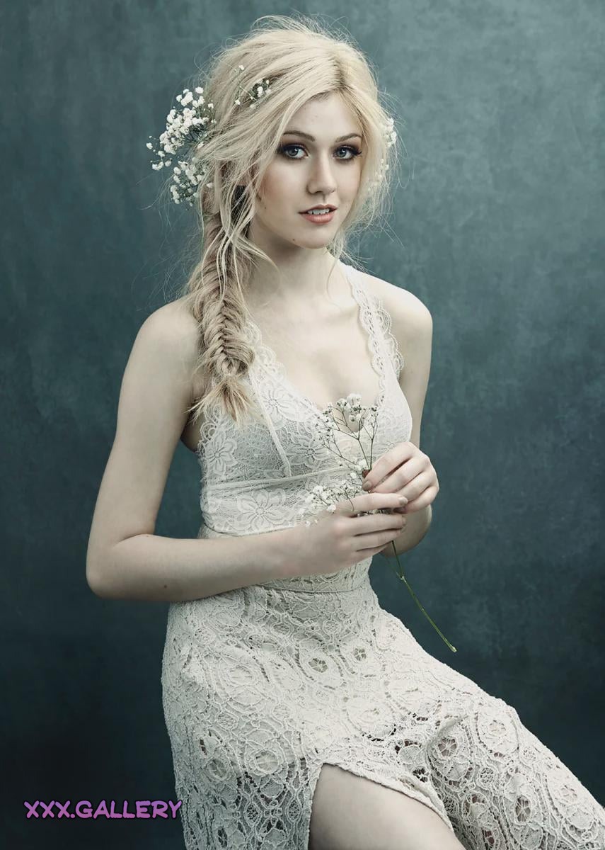 Unapologetically Gorgeous: Katherine McNamara’s Alluring Beauty 🔥