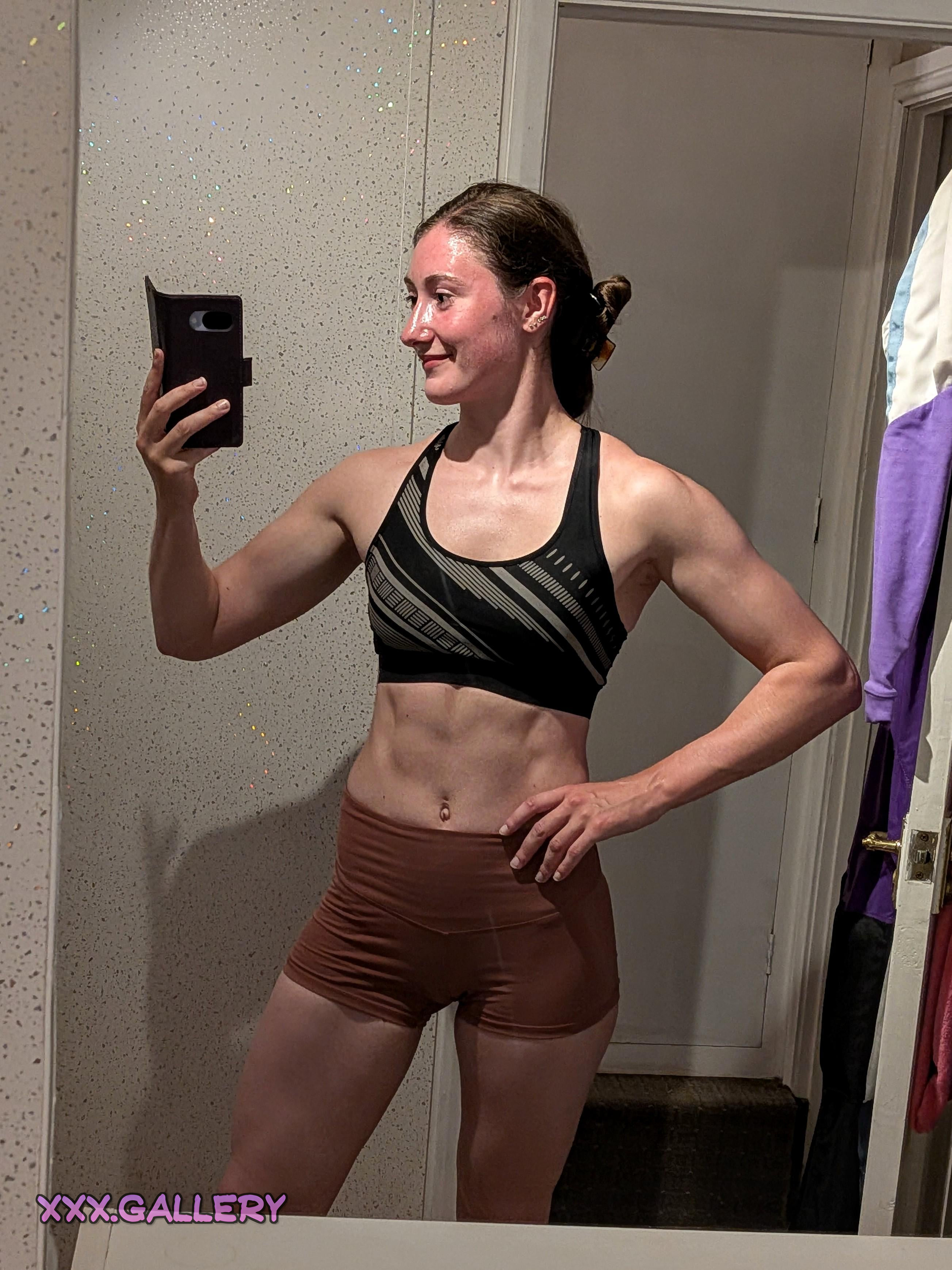 Compact God: Worship This Petite Powerhouse 🏋️