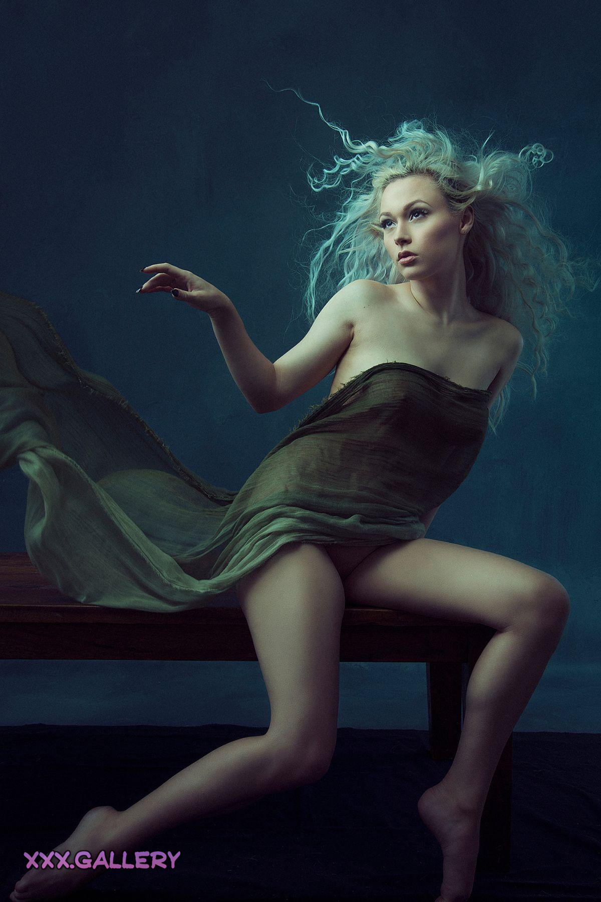 Meet the Alluring Chere: A Model with a Spicy Side 🔥