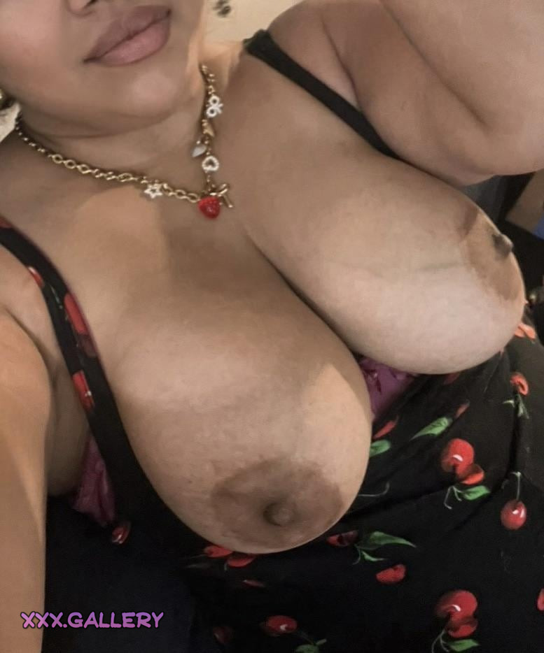 Savoring the Charm of Curvy Ladies from Ohio 🍊🍑