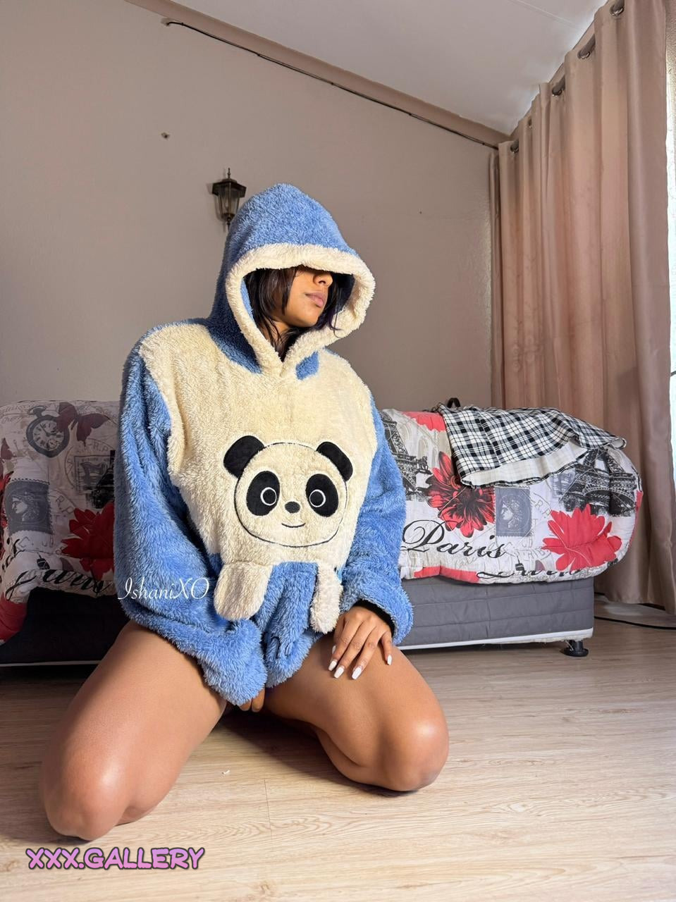 Skip Work: Indulge in a Sensual Escape 🏚️👉🏽 [f]