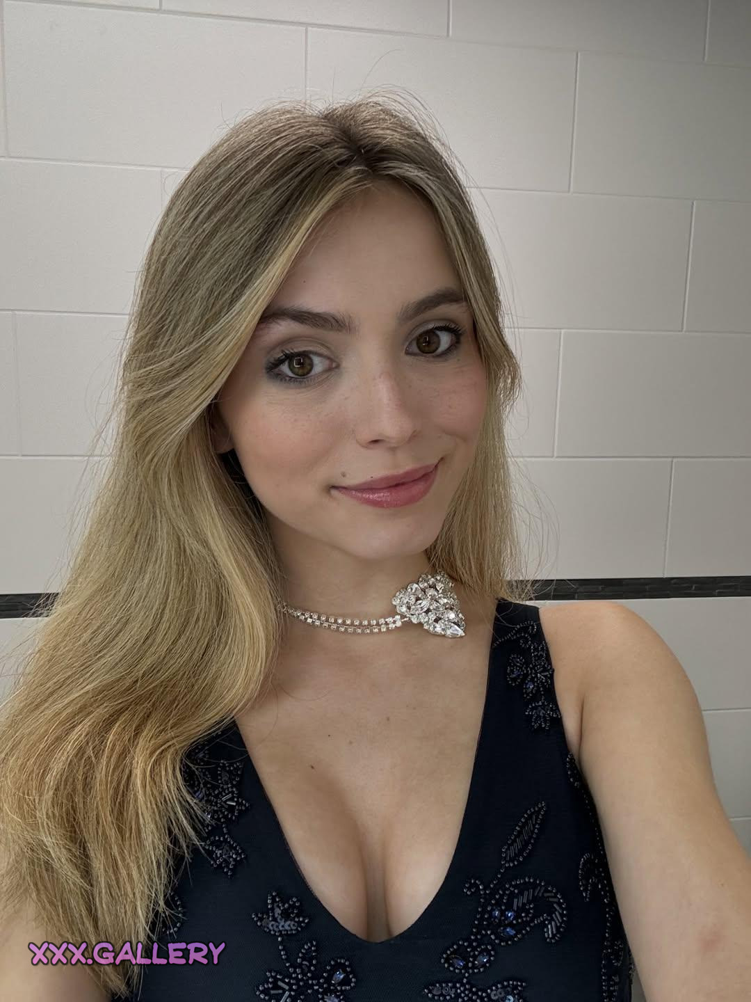 Meet the Irresistible Anna Cramling 💋 – Gorgeous Beauty Queen