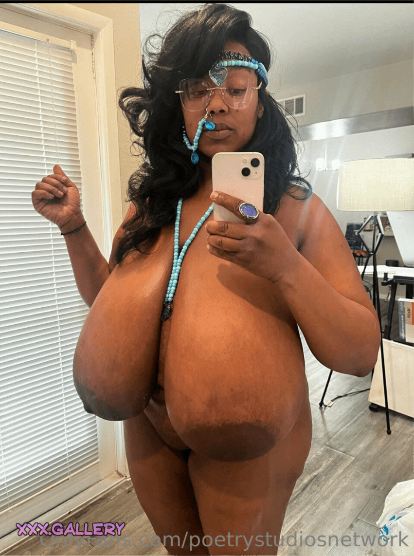 🌑 Midnight Feast: Unveiling the Mystery of Full-Figured Black Goddesses 🌒