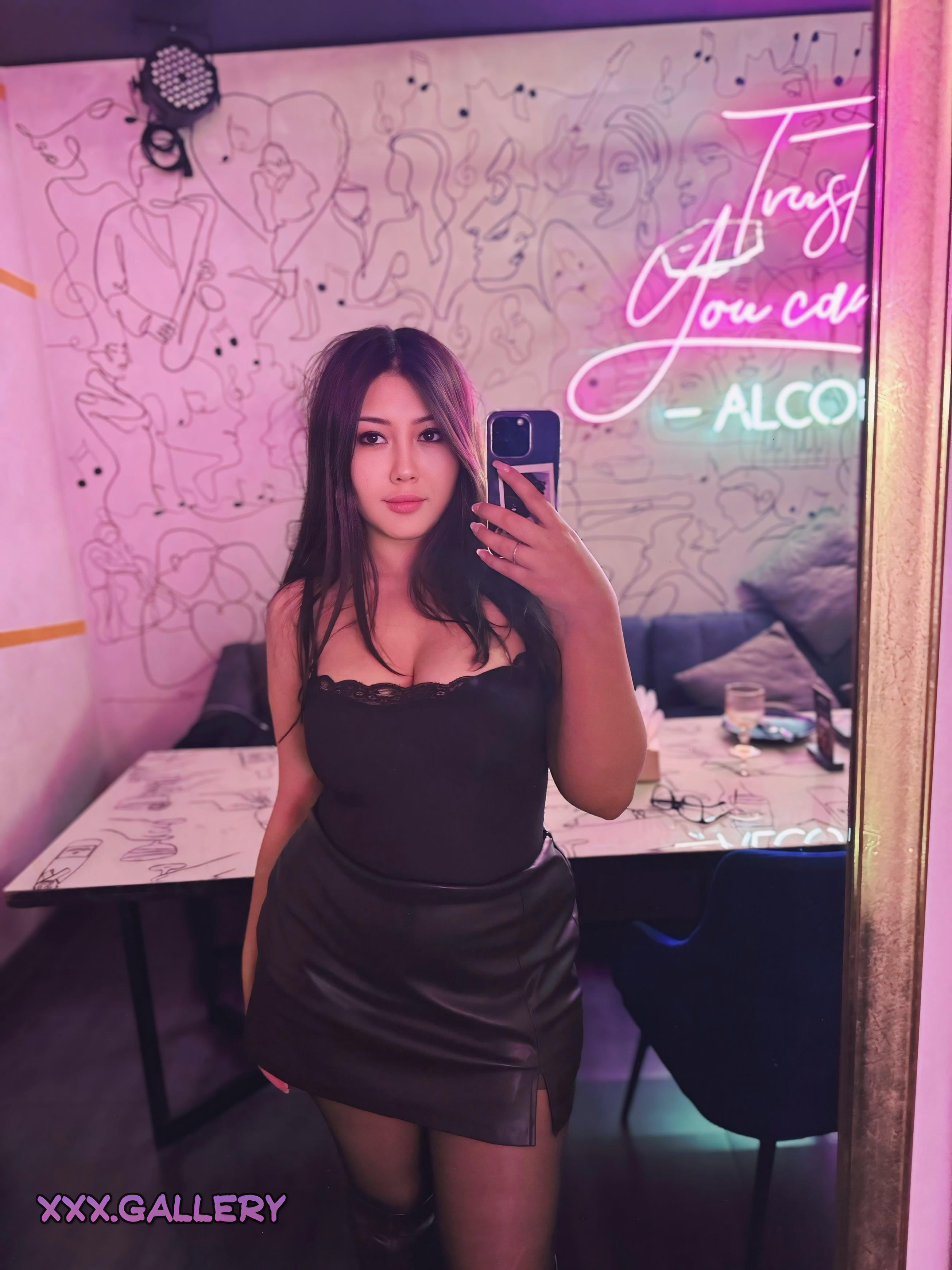 🌶️Sizzling Curves: The Allure of Asian Women with Bold Figures🌶️