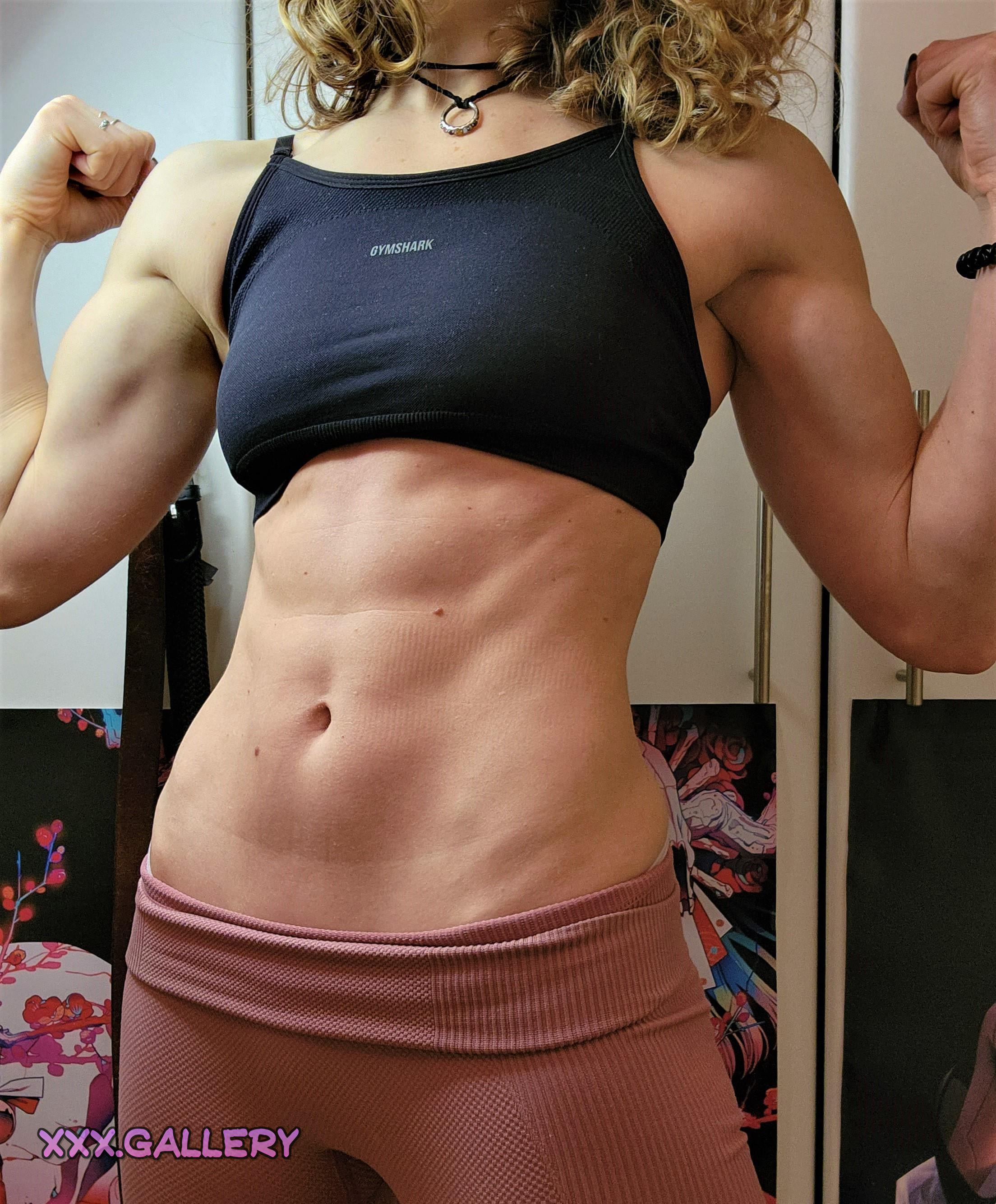 Muscles: Arousing Intimidation or Irresistible Excitement? 🏋️💦