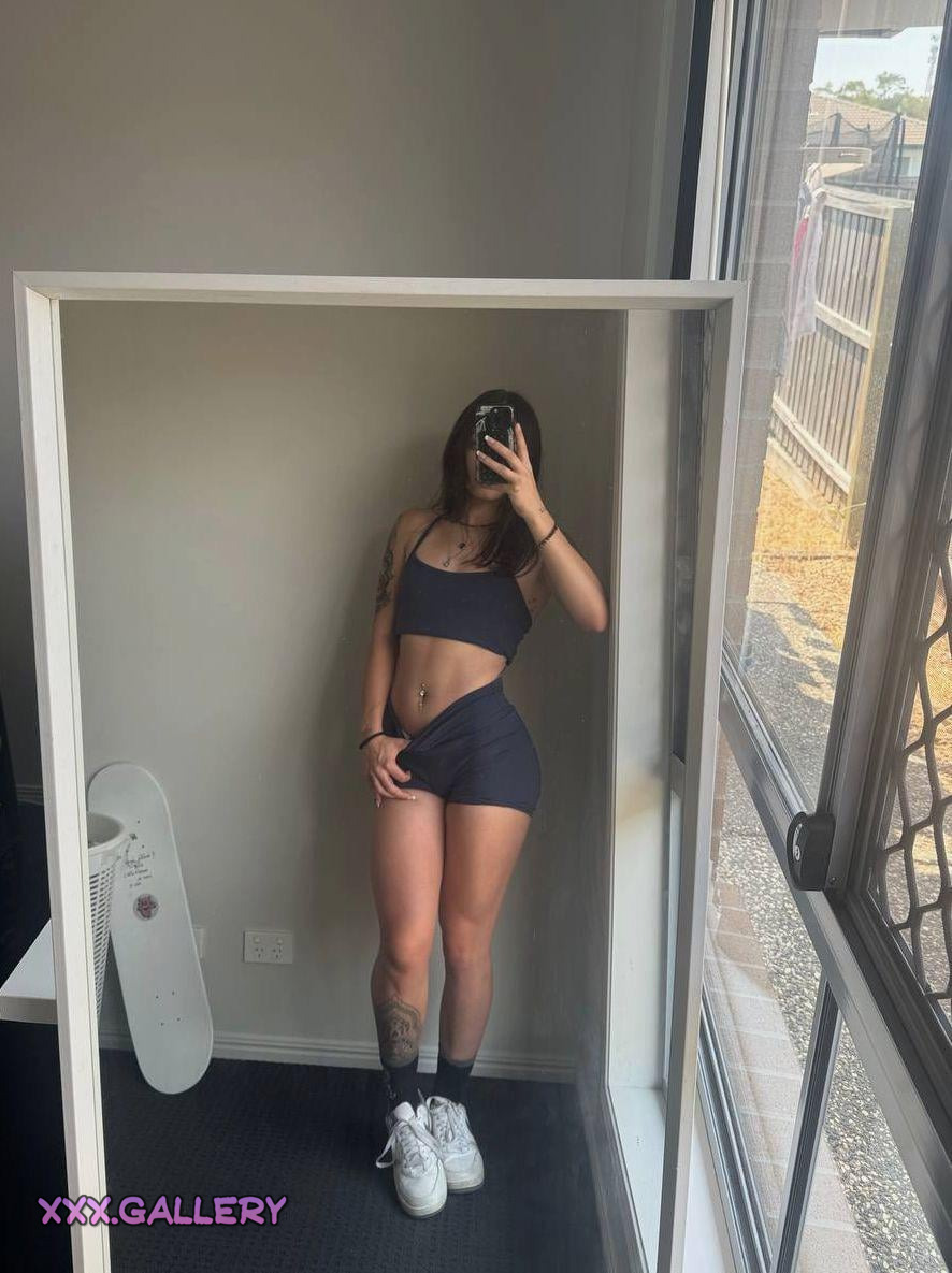 Can’t Look Away: Sweat-Drenched Fitness Goddesses 💦🔥