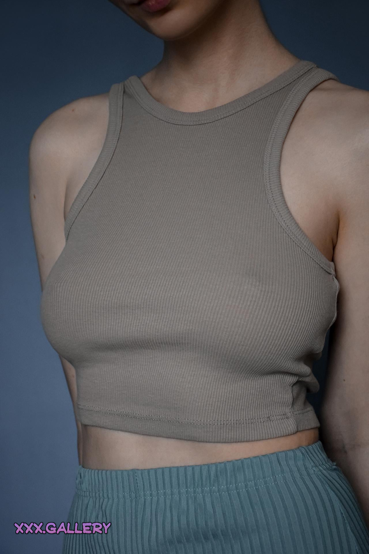 Is Going Bra-less Right for You? 👙👧️