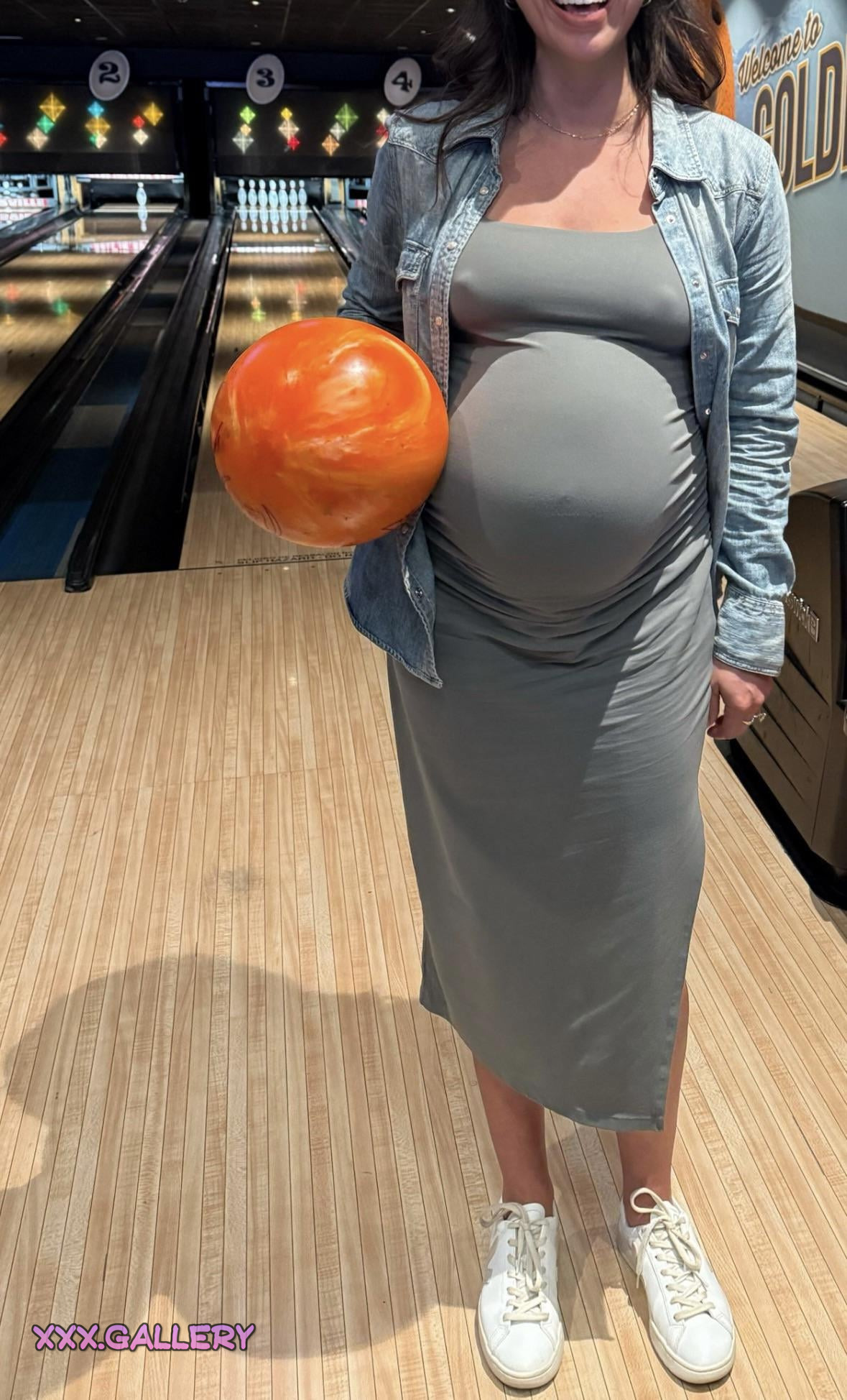 Pregnant Goddess Struts Her Stuff at the Bowling Alley 🎳👩🏻‍🤝‍👩🏻