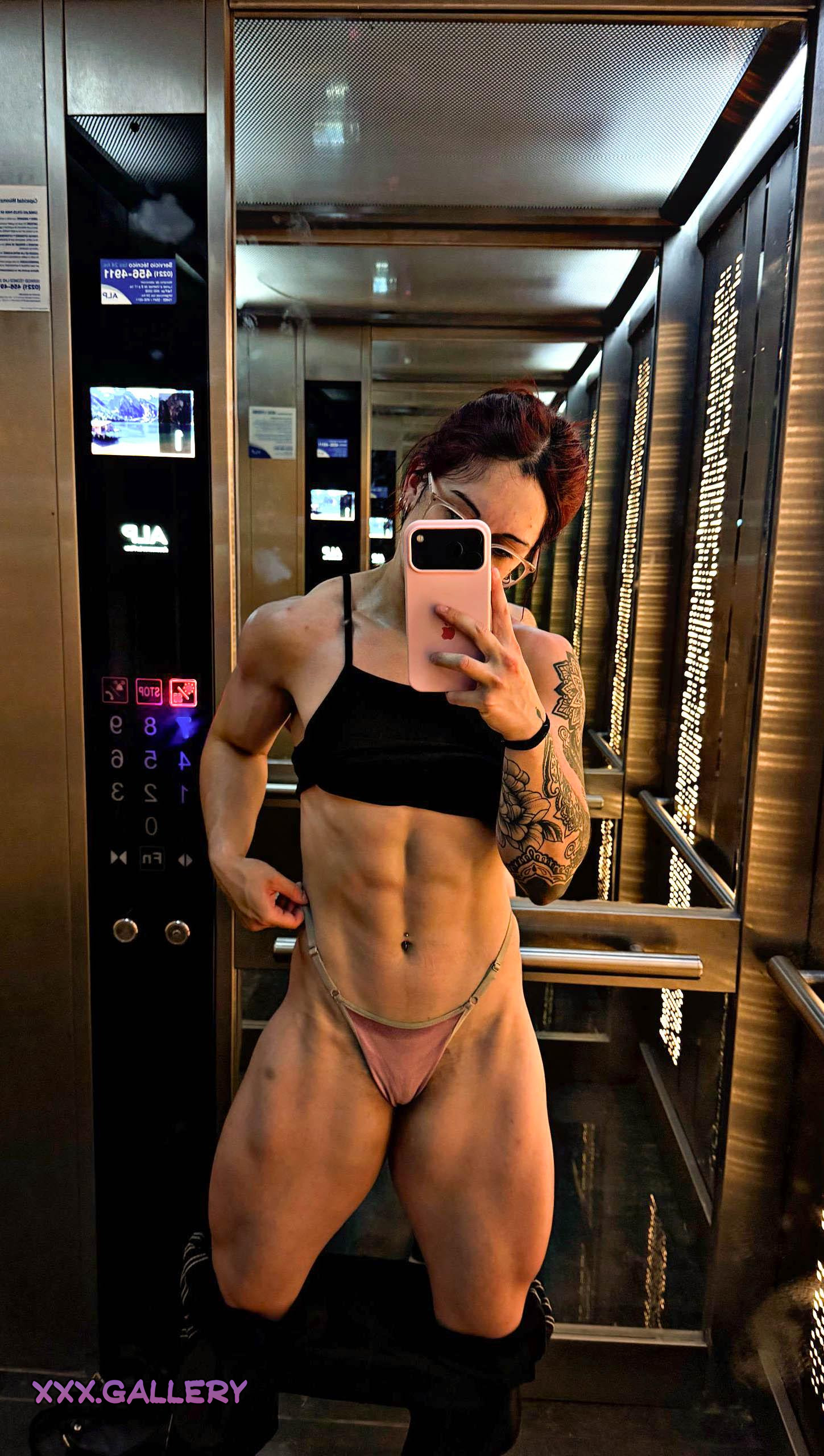 From Flat to Curvy: My Fitness Journey 🏋️👤