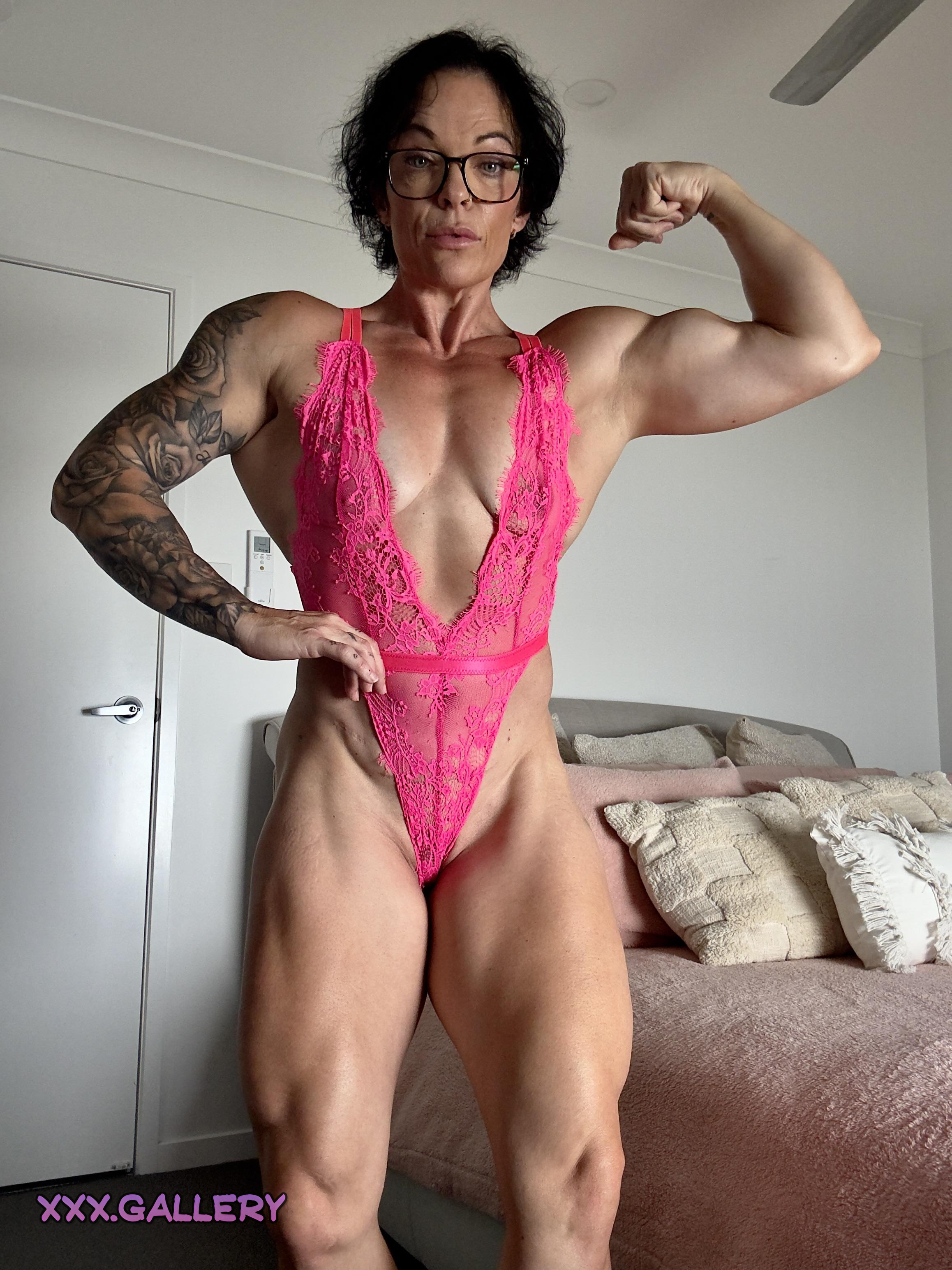 Mistress Quad Queen’s Seductive Return to Melbourne 🇦🇺 May 1st & 2nd! 💋