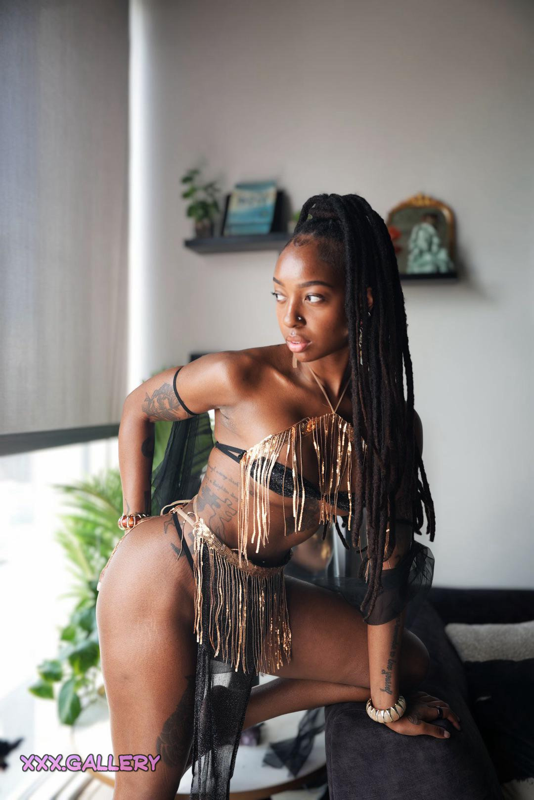 Unleashing the Seductive Power of Goddess Phenix 🔥