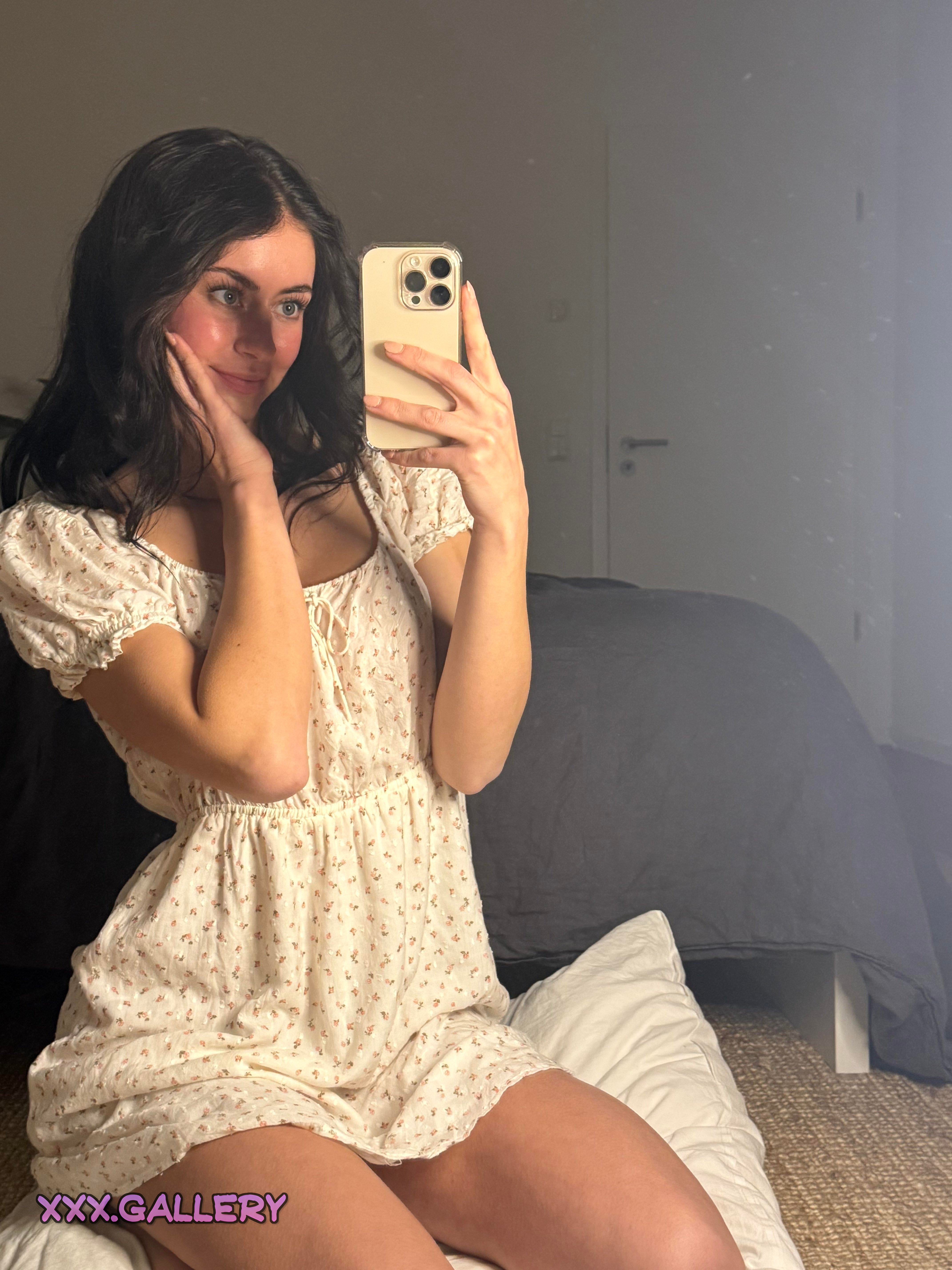 Discovering a Disney Princess’s Sensual Side: Full Lips and All 💋