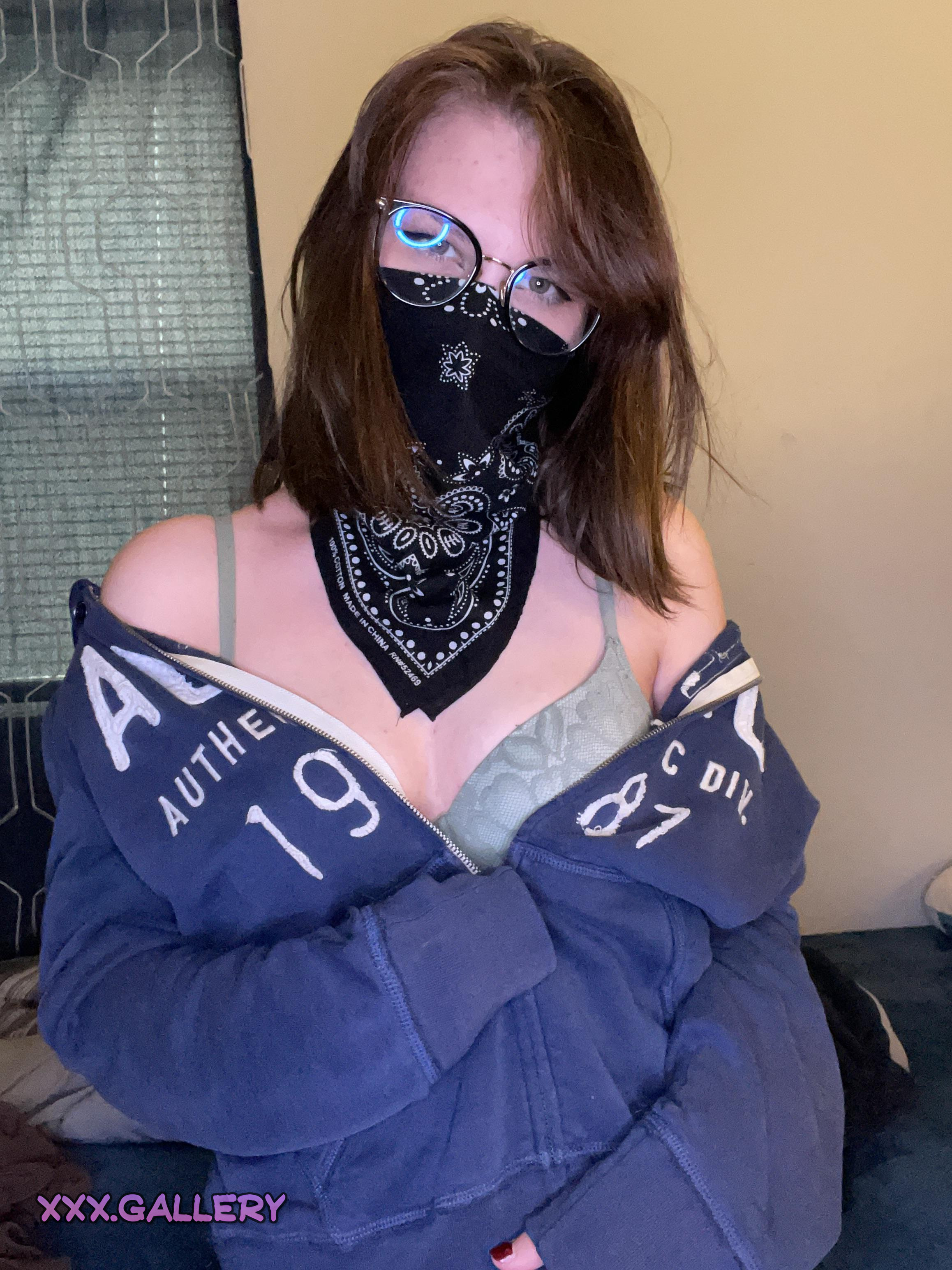 Seductive Brunette Beauty: Brunurr 💋