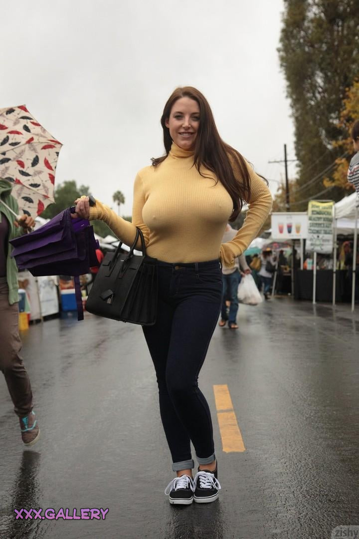 Sensual Aussie Model 🇦🇺 Angela White 💋