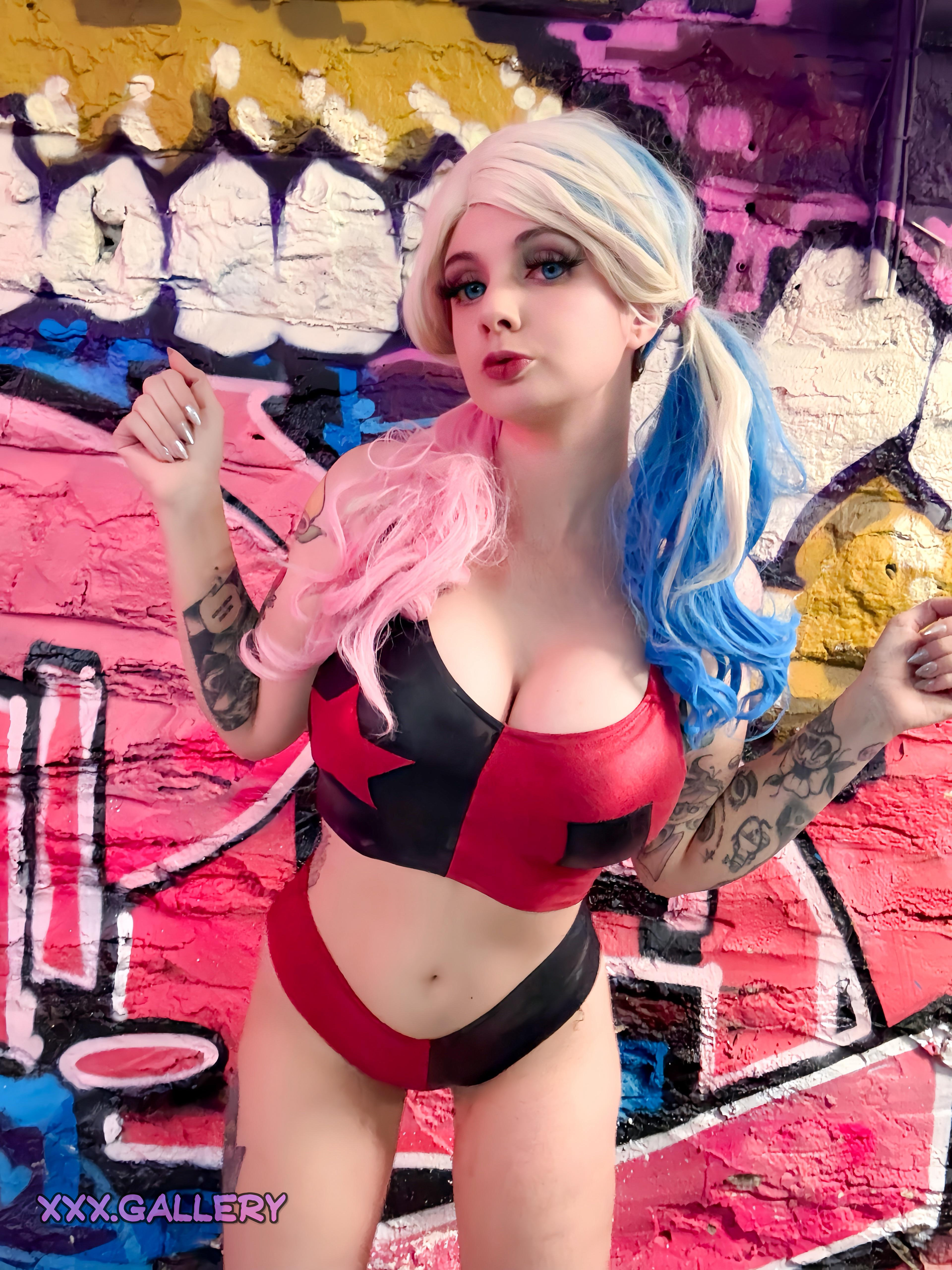 Seductive Harley Quinn Cosplay by Elizawitch 😈💔