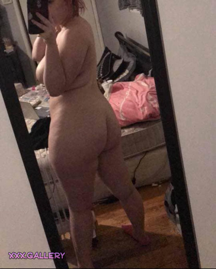 Craving Curves: Do You Prefer Full-Figured Women Like Me? 💃😘