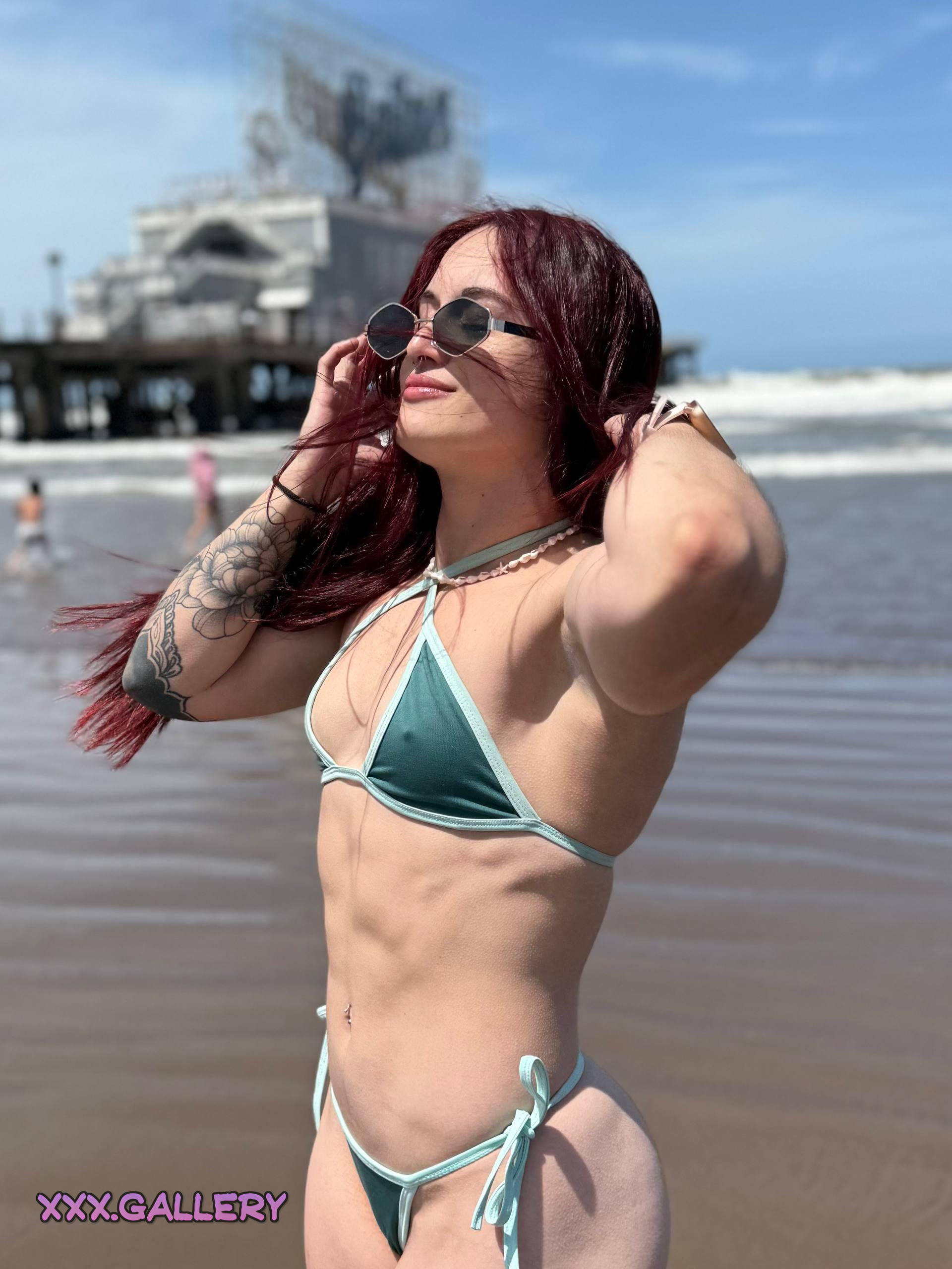 Can’t Help But Catch My Glance Every Time 👀🏋️