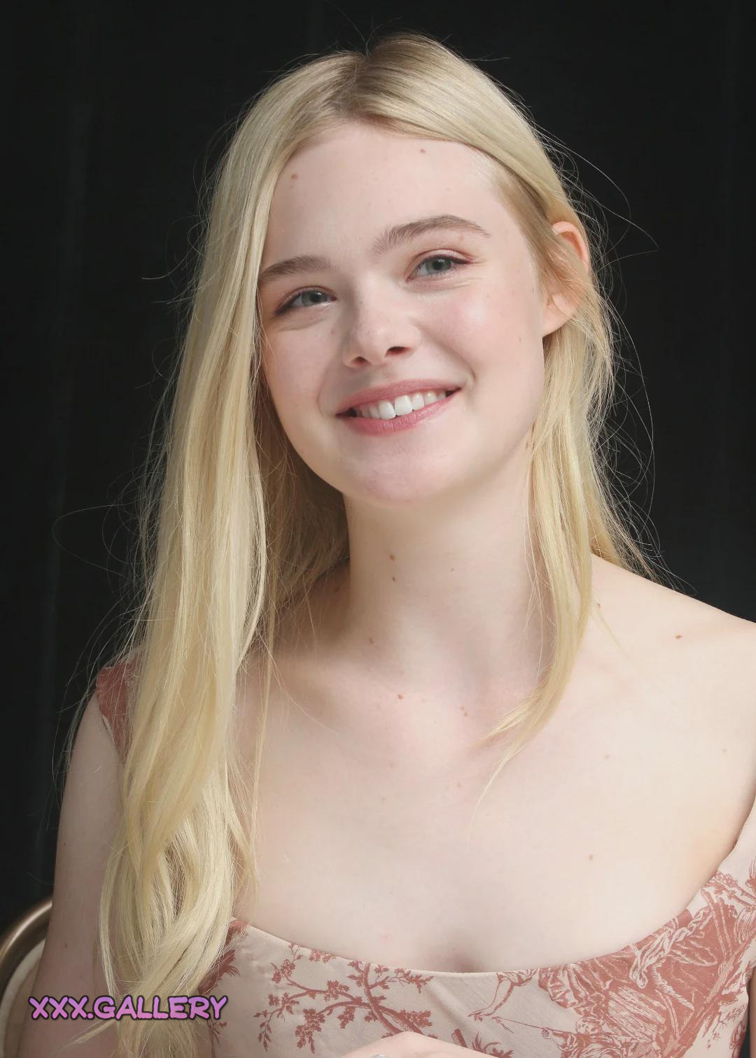 Elle Fanning’s Seductive Allure 🔥