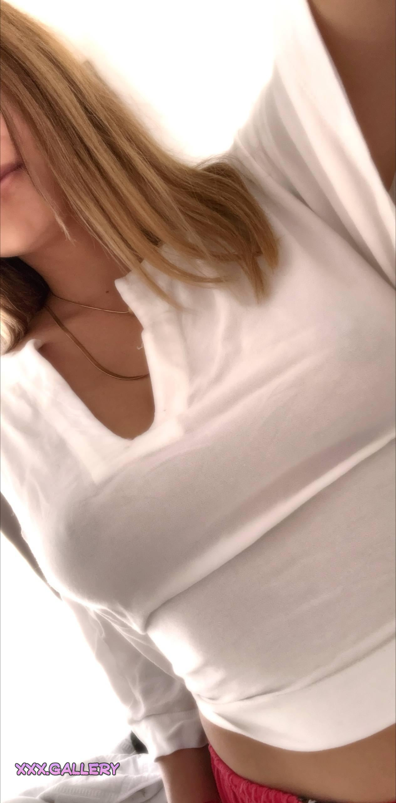 Daring to Disrobe: Can I Stroll Bare-Chested in Public? 🌟