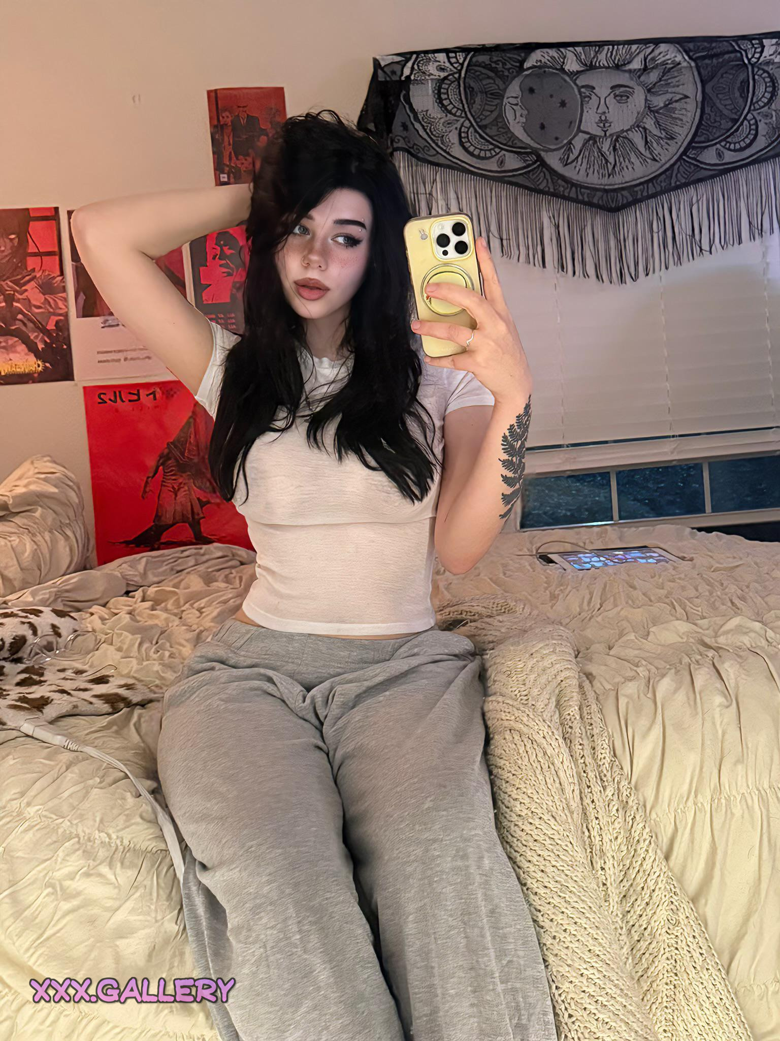 Looking for a Geeky Girlfriend 👩‍💻 👉 Are You My Quirky Love?