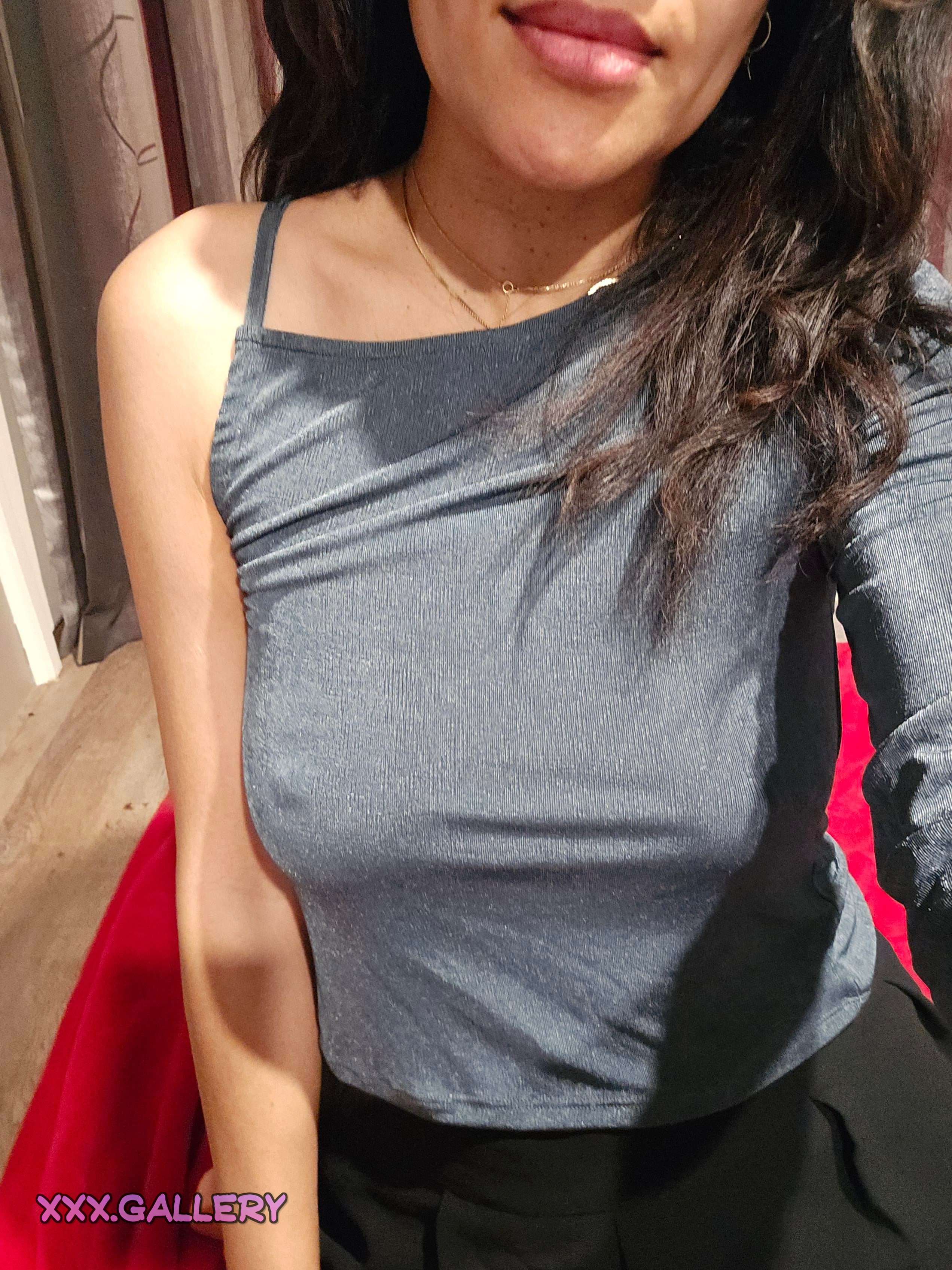 Would you fuck a 38yo beauty with sultry curves 🍑?