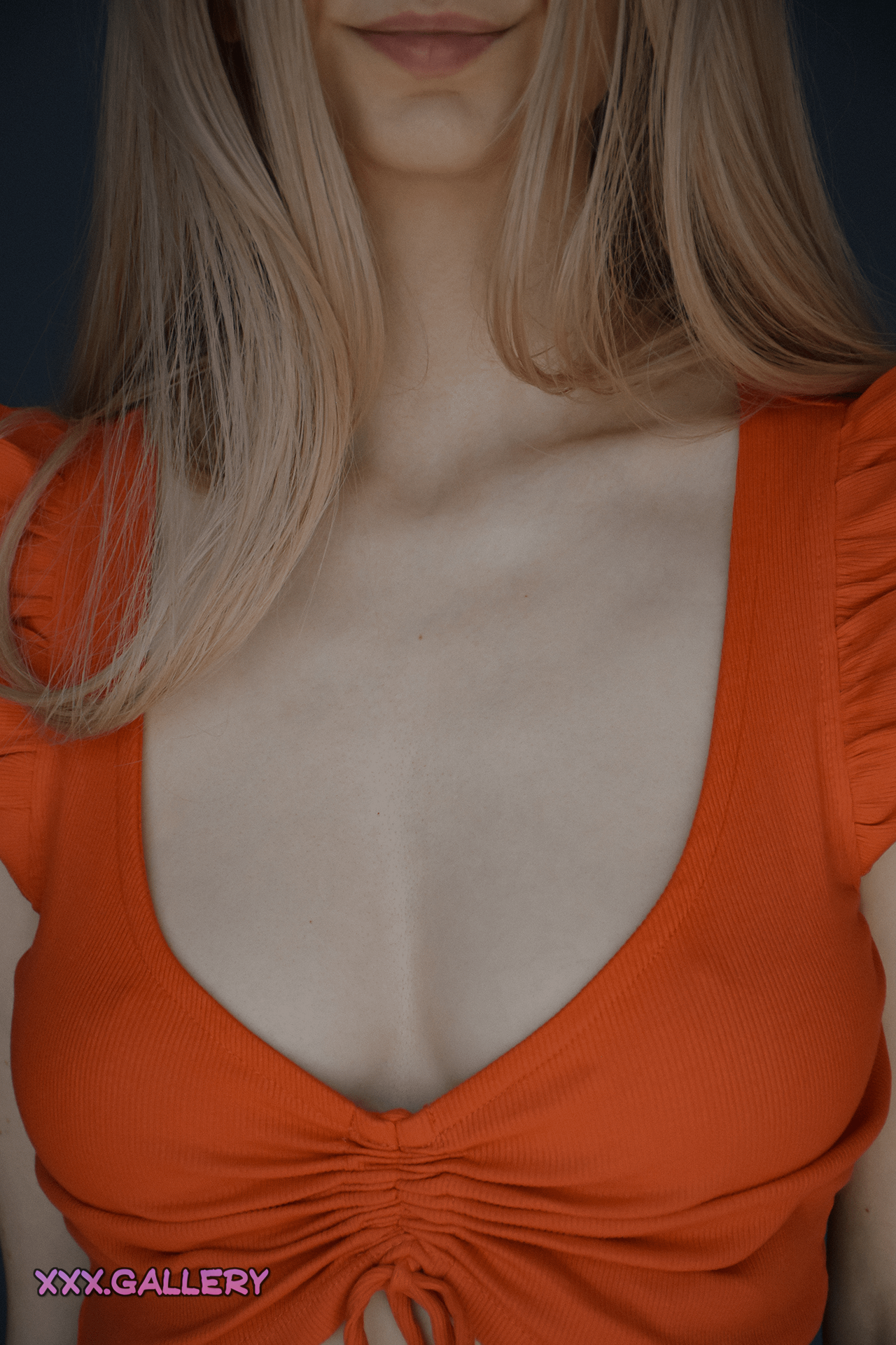 Unleash the Freedom: Braless and Boundlessly Hot 🍑🔥