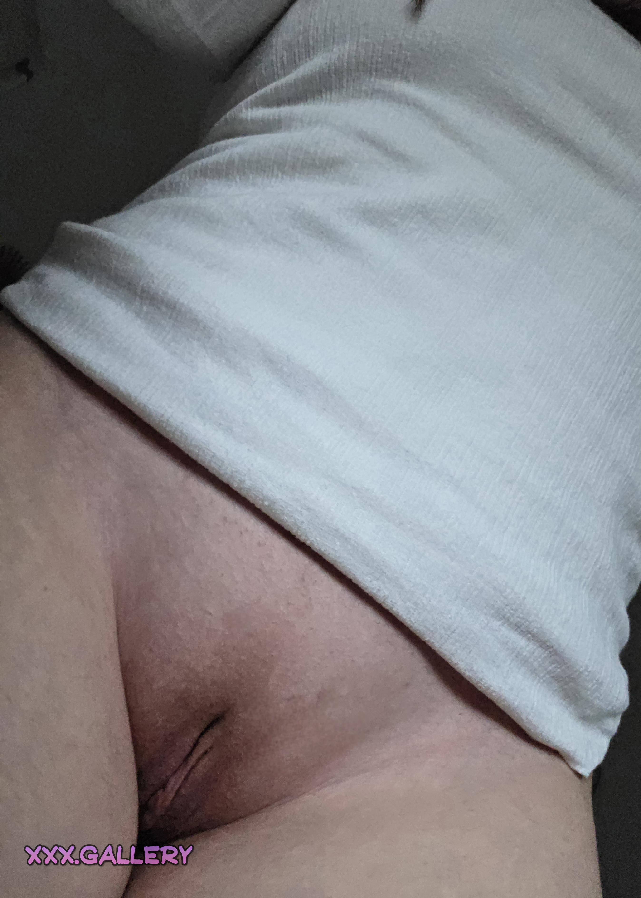 Snowy Pussy: The Purest Pleasure 🍑🔥