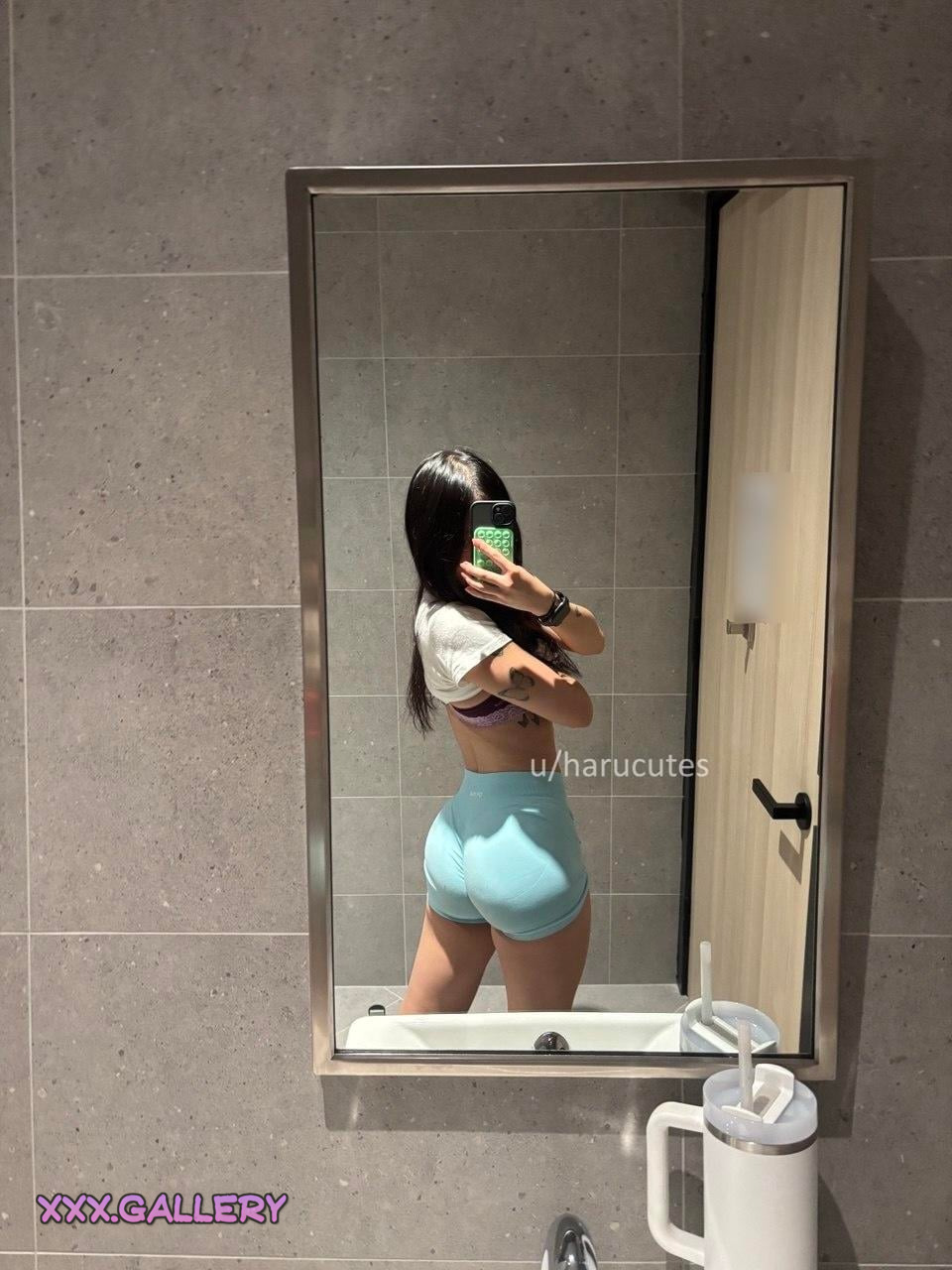 Asian Gym Goddess Unleashed 🔥