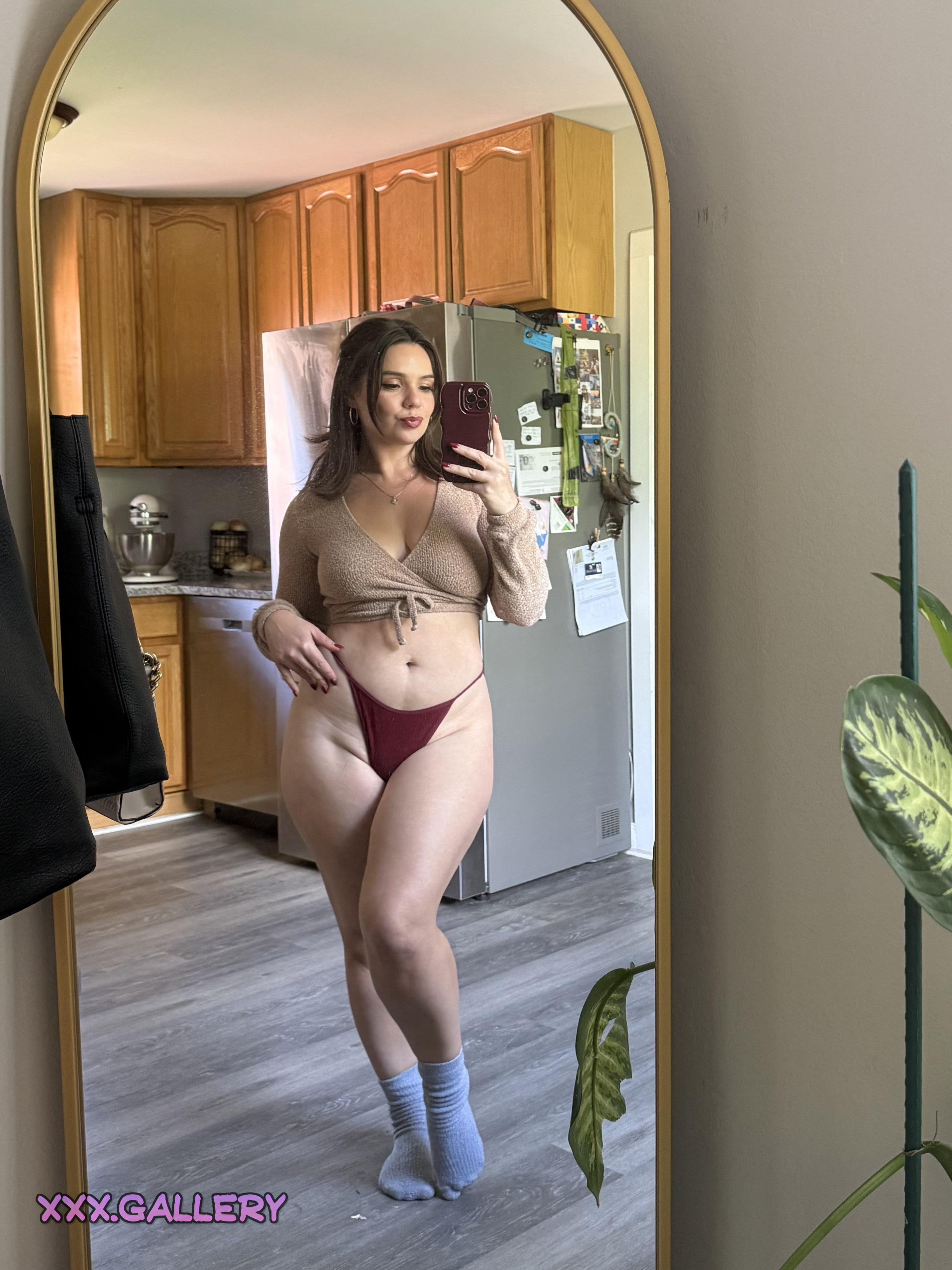 Brunette Heat: Fast & Furious Swings 🍑🔥