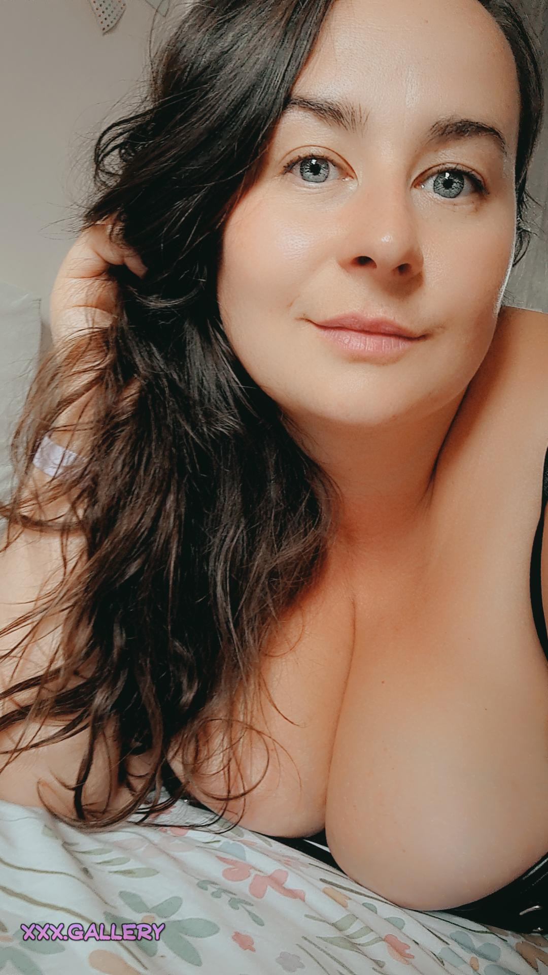 Luxuriant Brunette Hair Teases 🔥