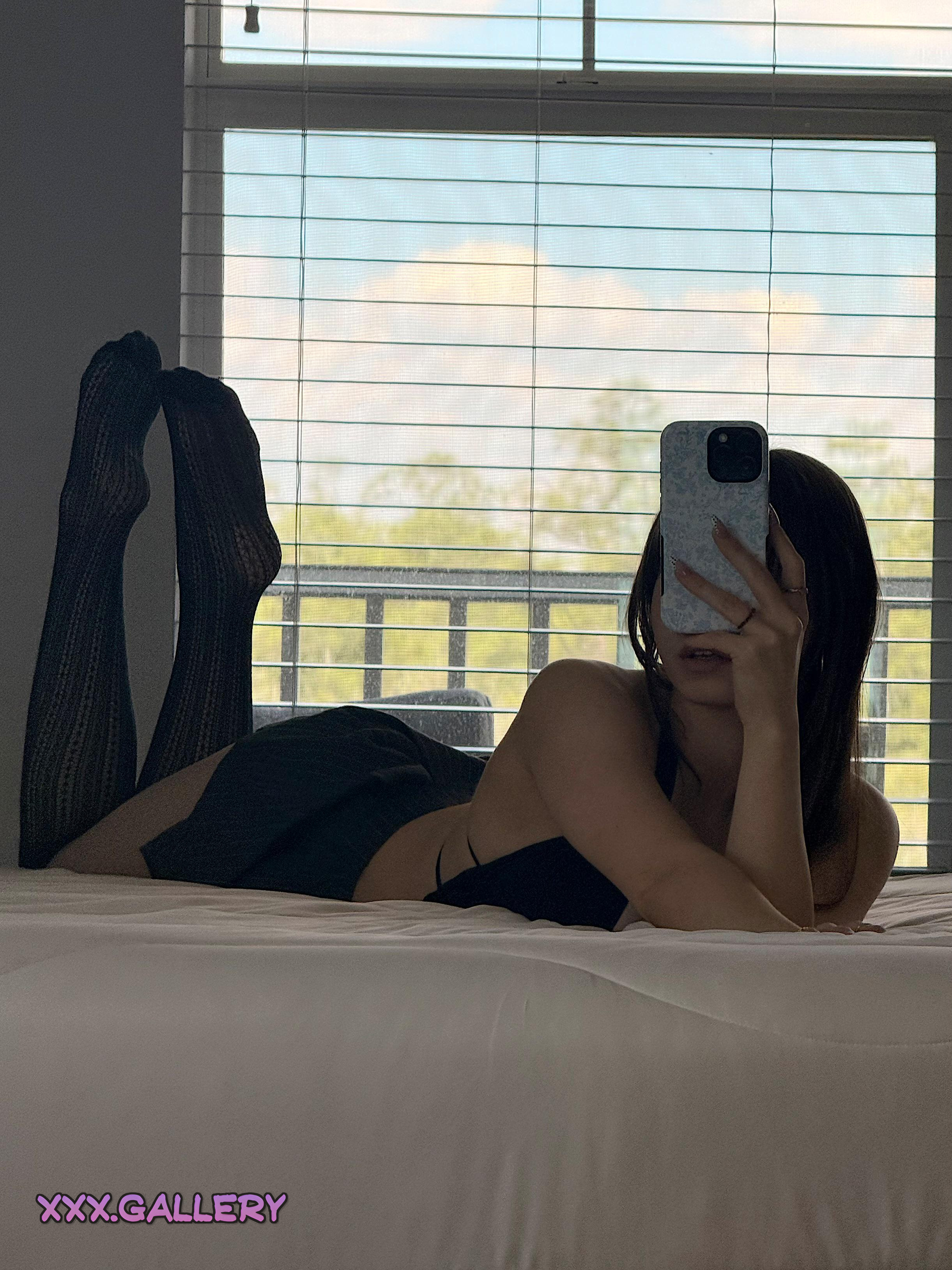 succumb to the dark allure of a silky brunette’s embrace 🍑 💦