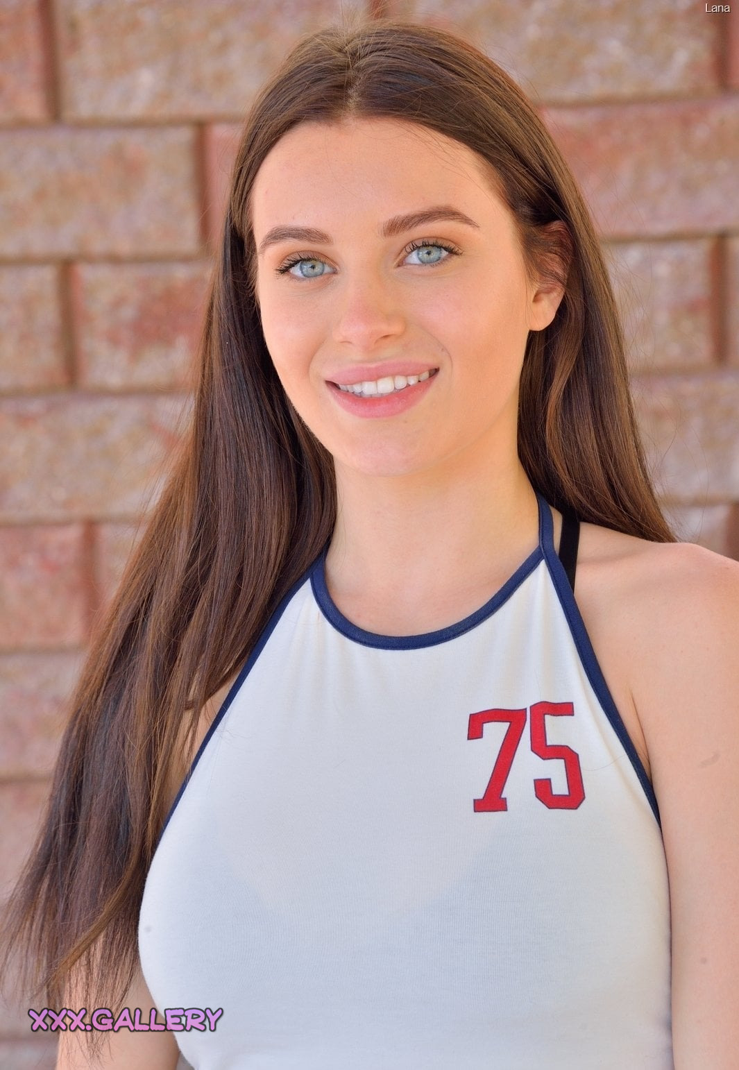 Lana Rhoades: Unveiling the Seductive Latina Beauty 🍑🔥