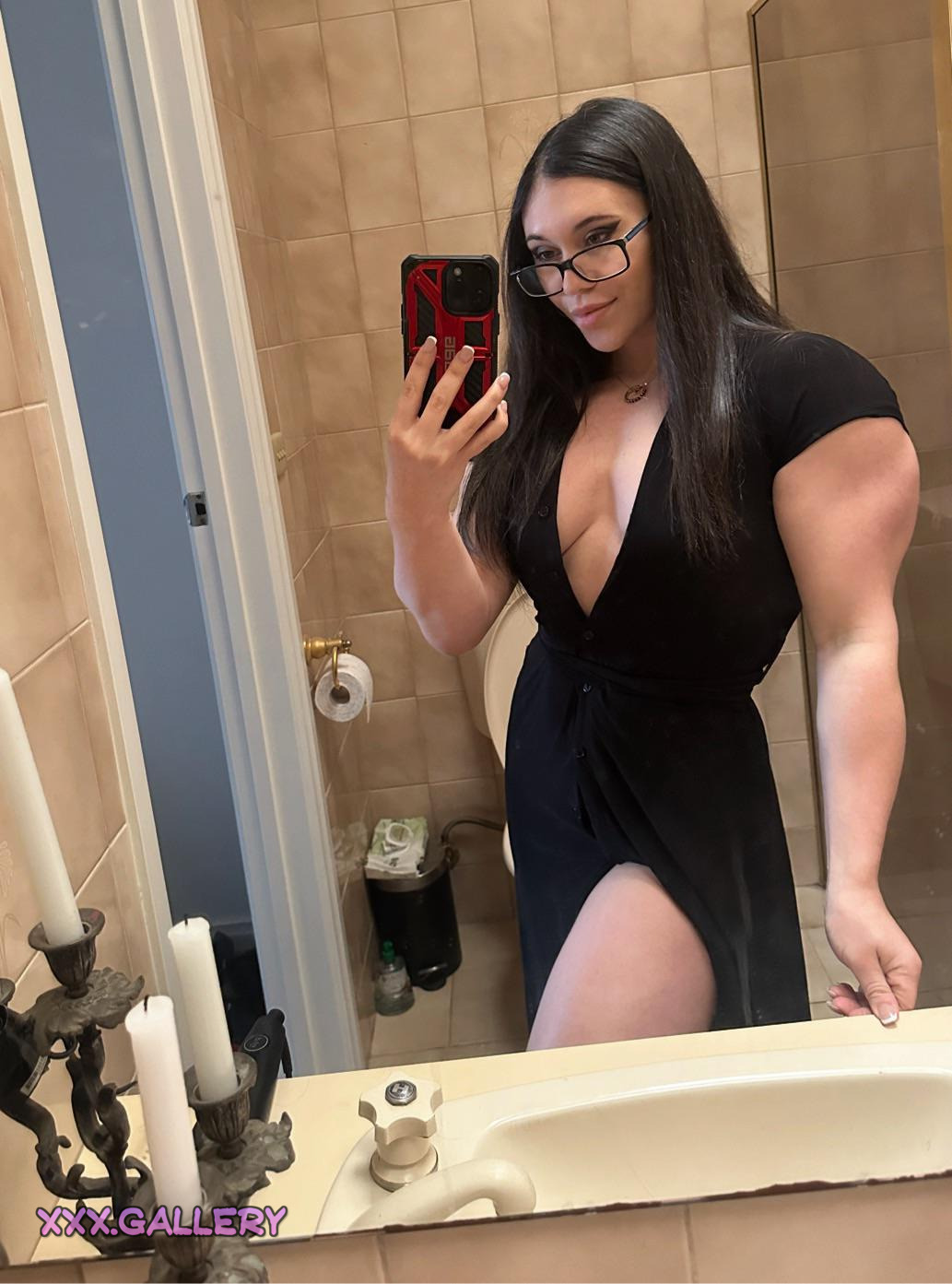 Salute Those Rippled Pecs 💪🏻🔥