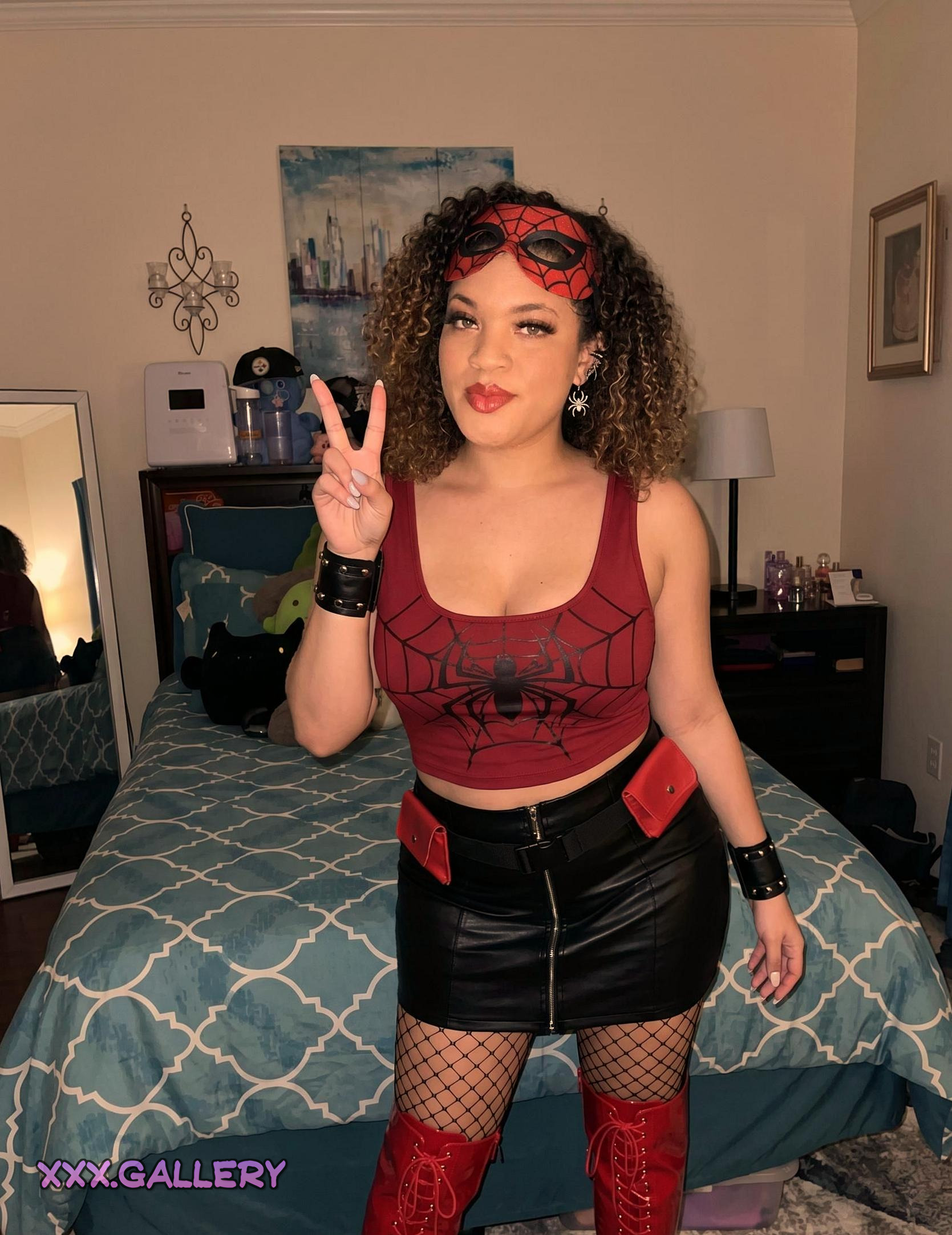 My Spidey Senses Tingling & My Pussy Burning Hot 🍑🔥