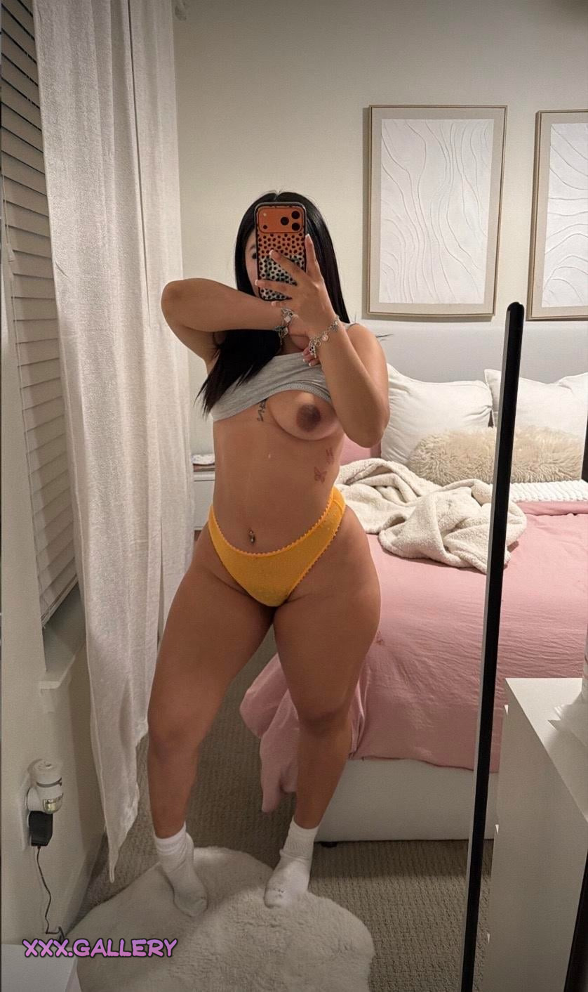 🔥 How Does Your Eye See My Toned Body? 🍑