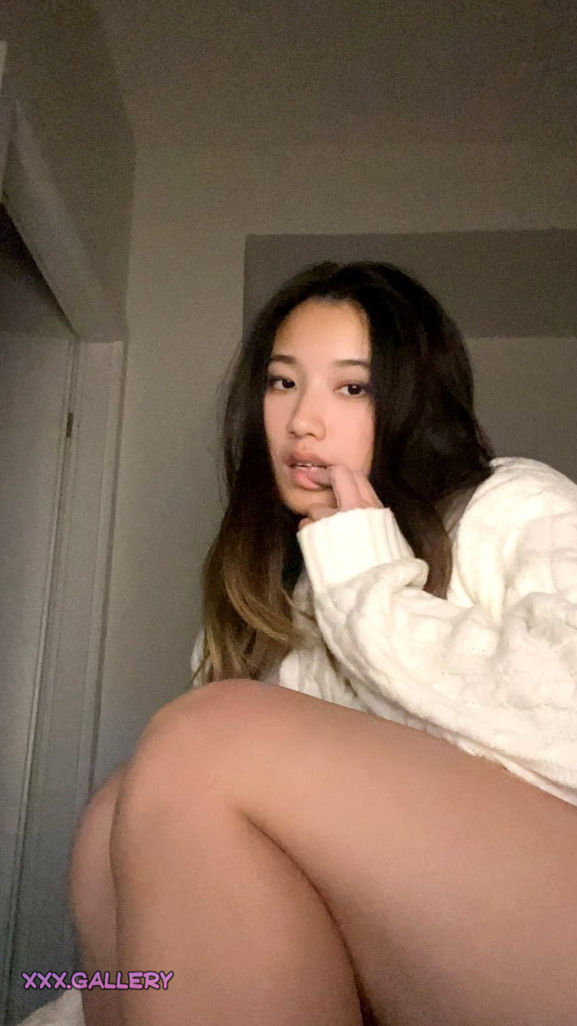 -exclusive: my curvy, asian bottom 🍑🔥