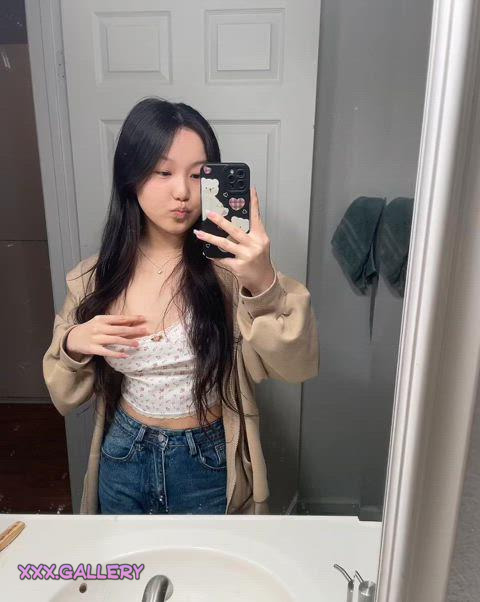 Oops! Got Caught Sending This While You’re At Work 🍑 💦